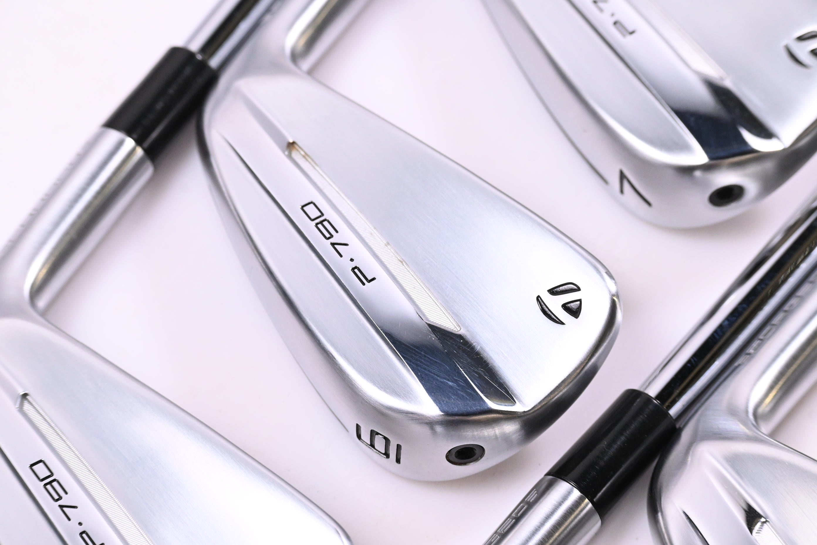 Taylormade P790 2025 Irons / 5-PW / Regular Flex N.S.Pro Modus³ Tour 105 Shafts