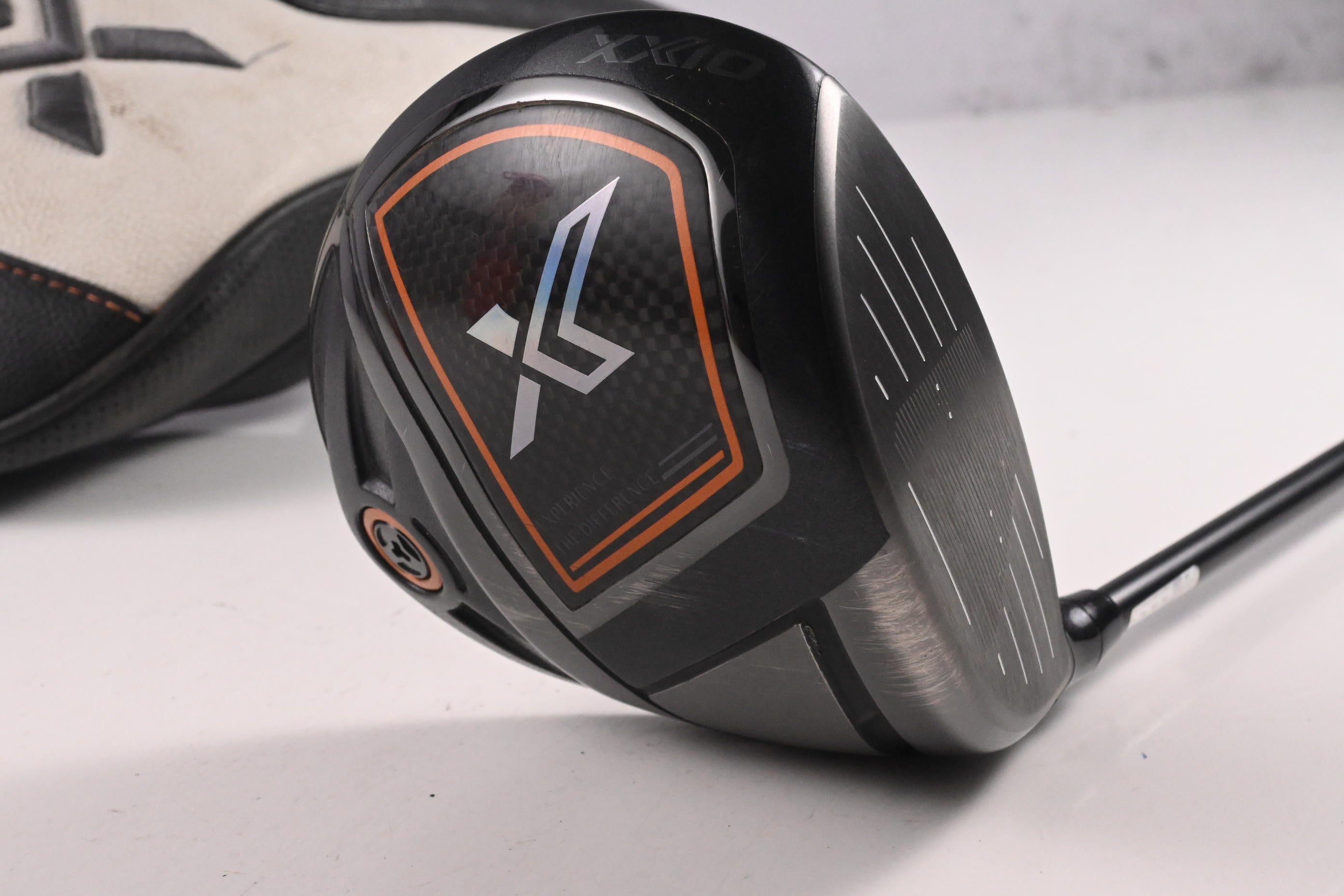 XXIO X Black Driver / 10.5 Degree / Regular Flex Miyazaki AX-1 44 Shaft