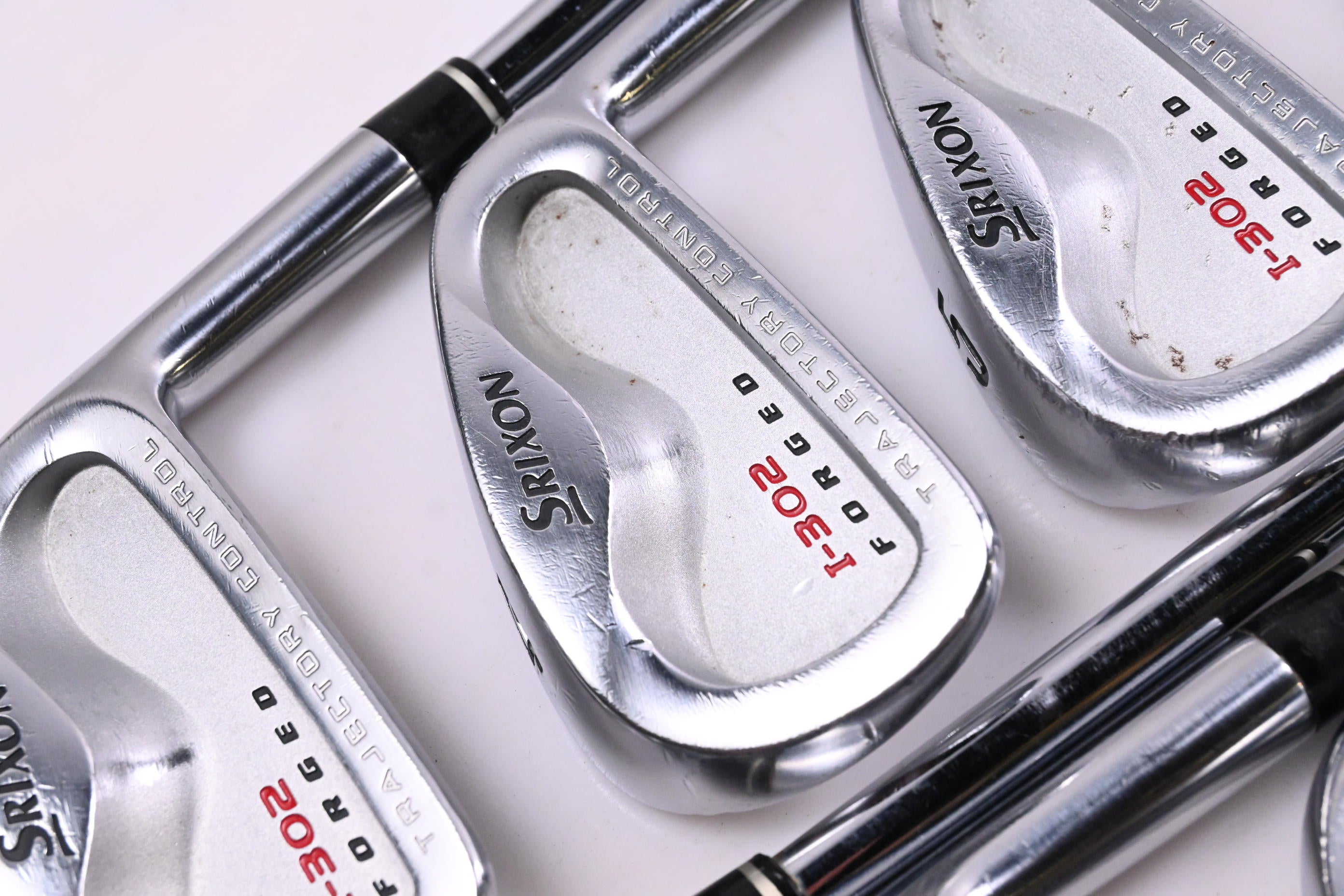 Srixon I-302 Forged Irons / 3-PW / Stiff Flex Dynamic Gold S300 Shafts