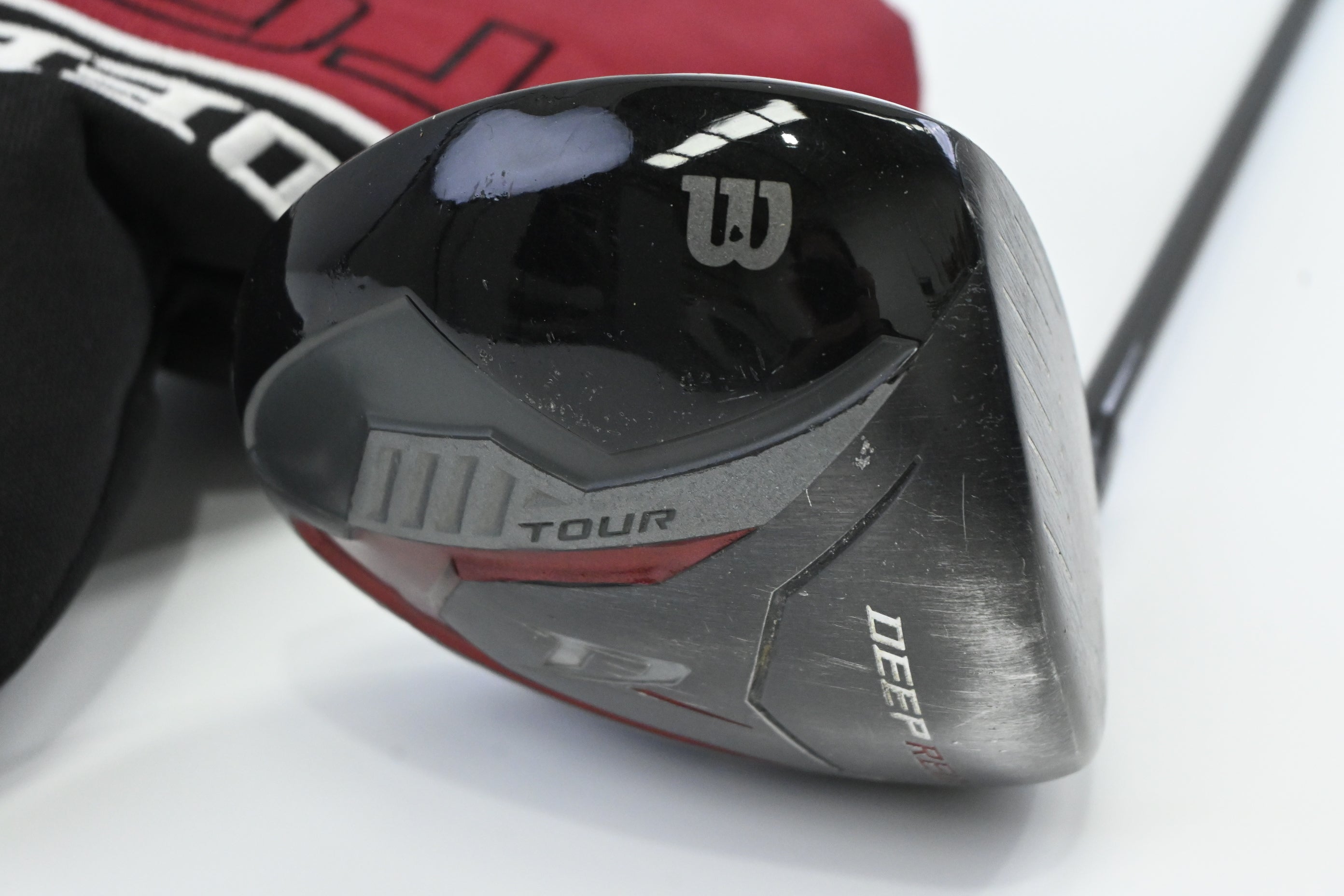 Wilson Deep Red Tour Driver / 10.5 Degree / Regular Flex Wilson Deep Red Tour