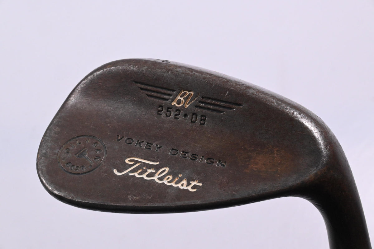 Titleist Vokey Oil Can Gap Wedge / 52 Degree / Wedge Flex Dynamic Gold Shaft