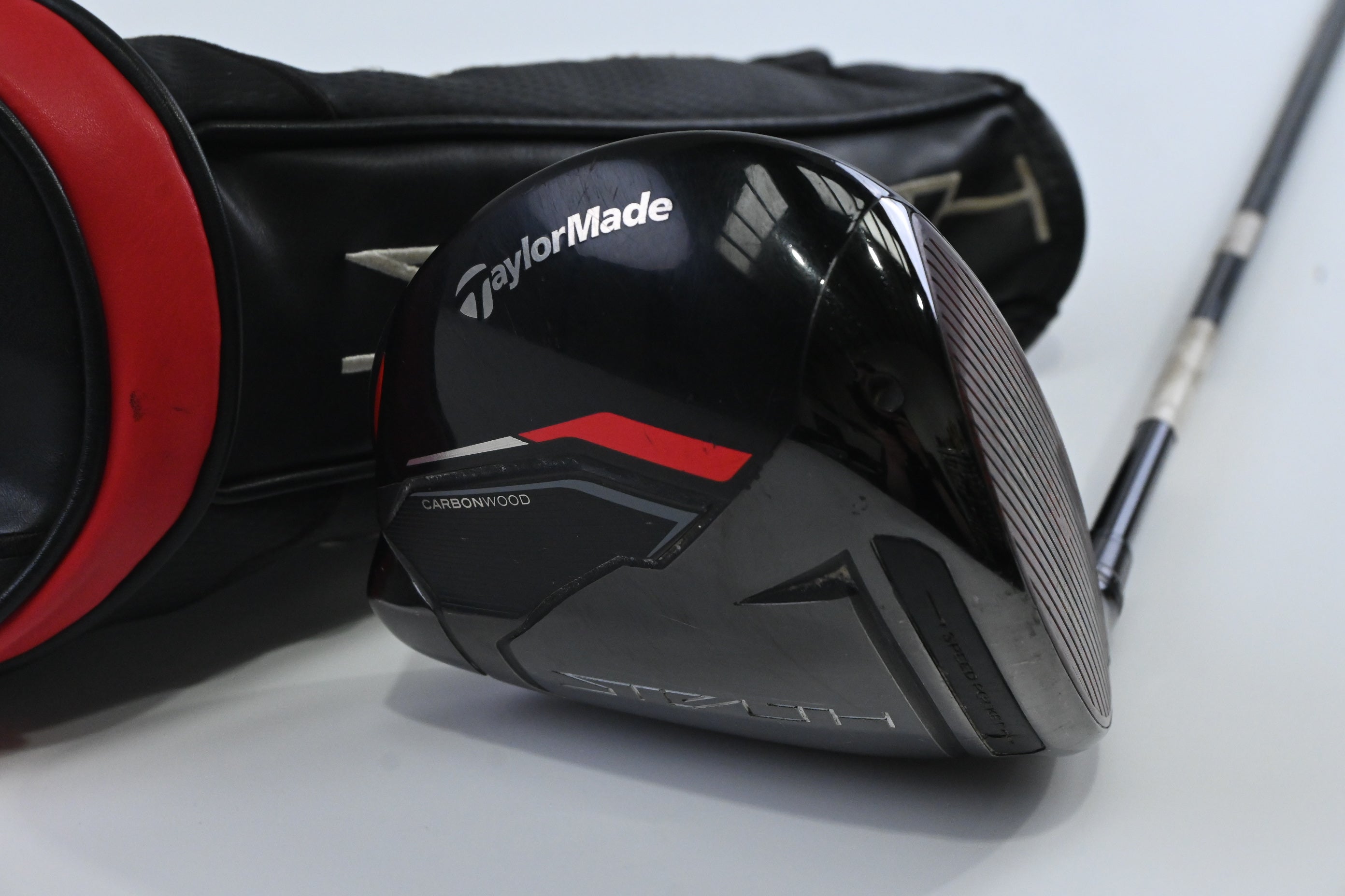 Taylormade Stealth HD Driver / 10.5,Degree / Regular Flex Fujikura Ventus Red 5