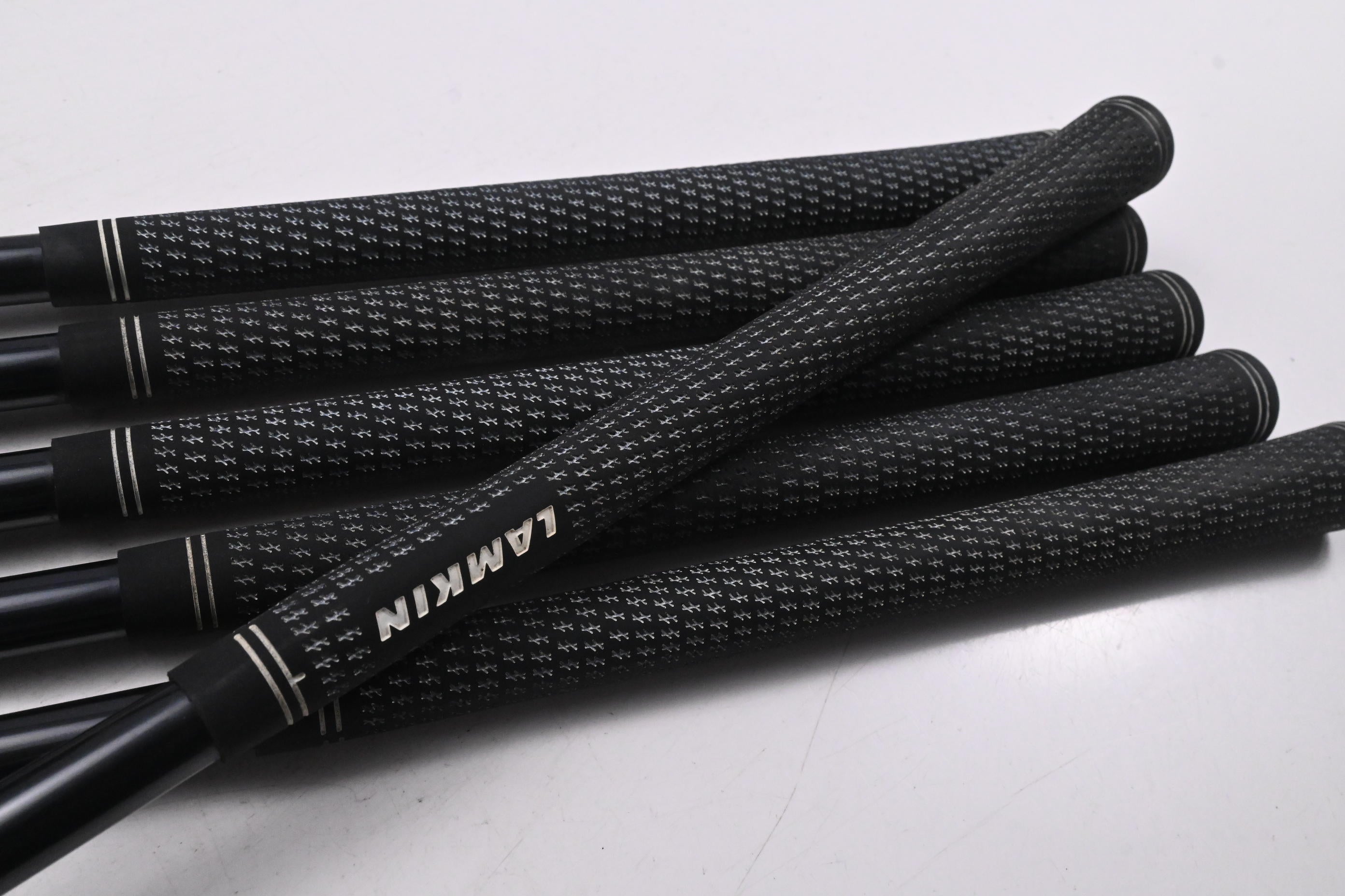 XXIO 12 Irons / 6-PW / Regular Flex XXIO MP1200 DST 47 Shafts