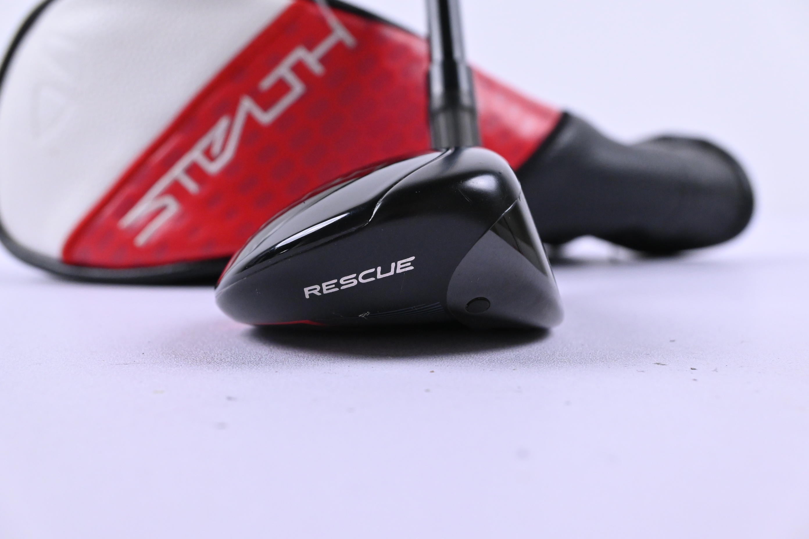 Taylormade Stealth #3 Hybrid / 19 Degree / Stiff Flex Fujikura Ventus TR Red 7