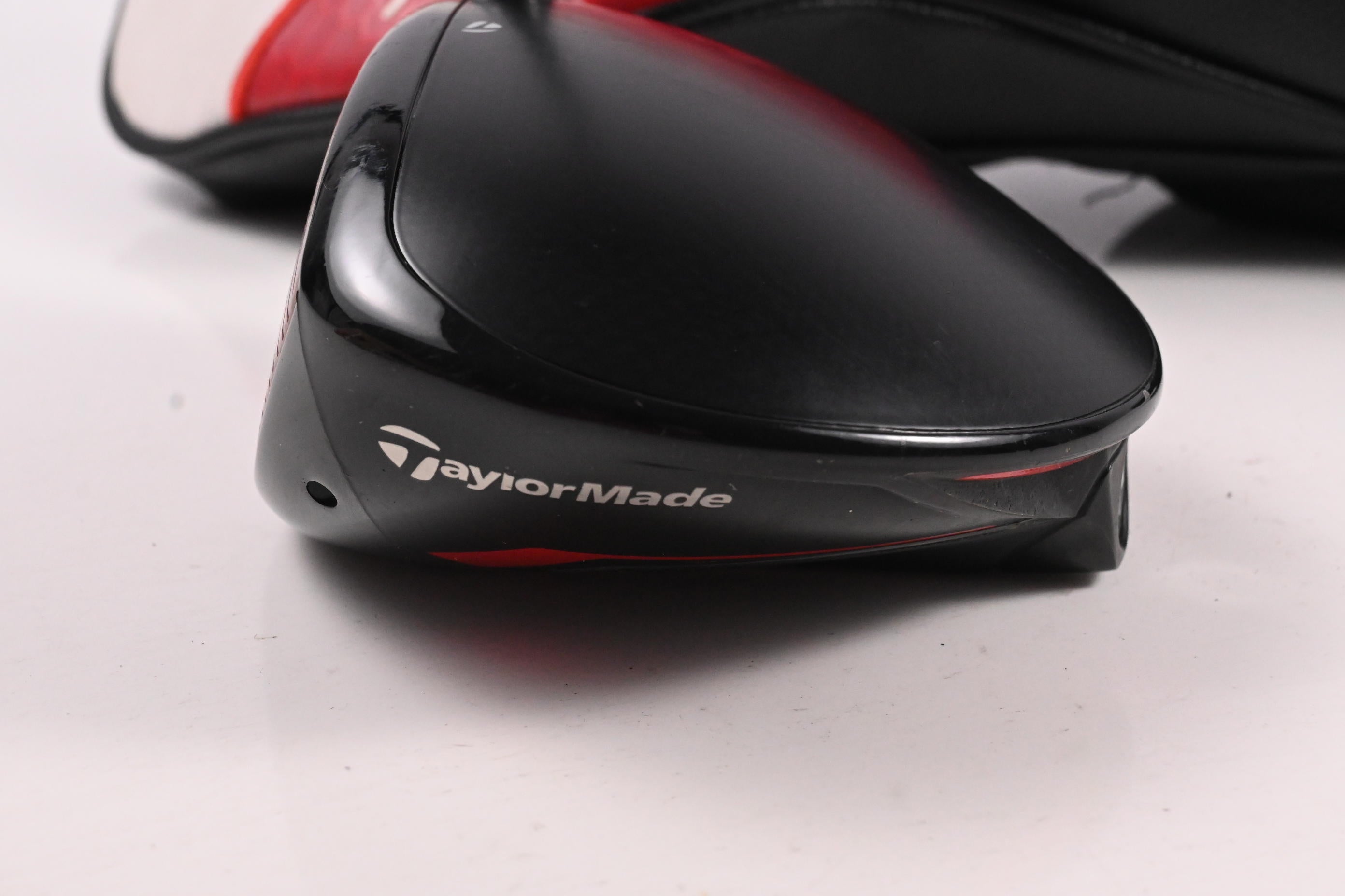 Left Hand Taylormade Stealth Driver / 10.5 Degree / Regular Flex Diamana T+ 60