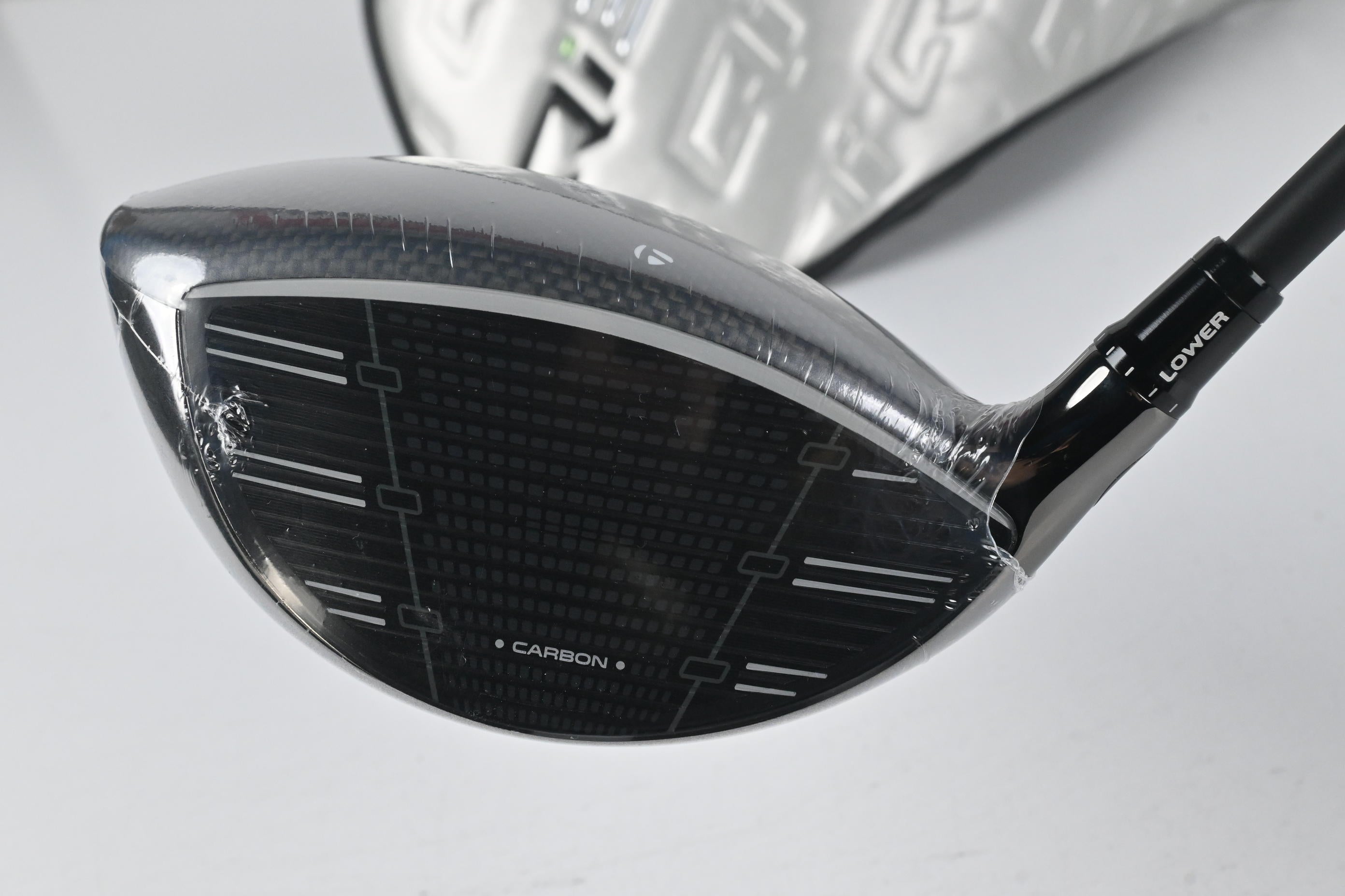Taylormade Qi35 Driver / 10.5 Degree / Regular Flex Fujikura Ventus Blue 5 Shaft