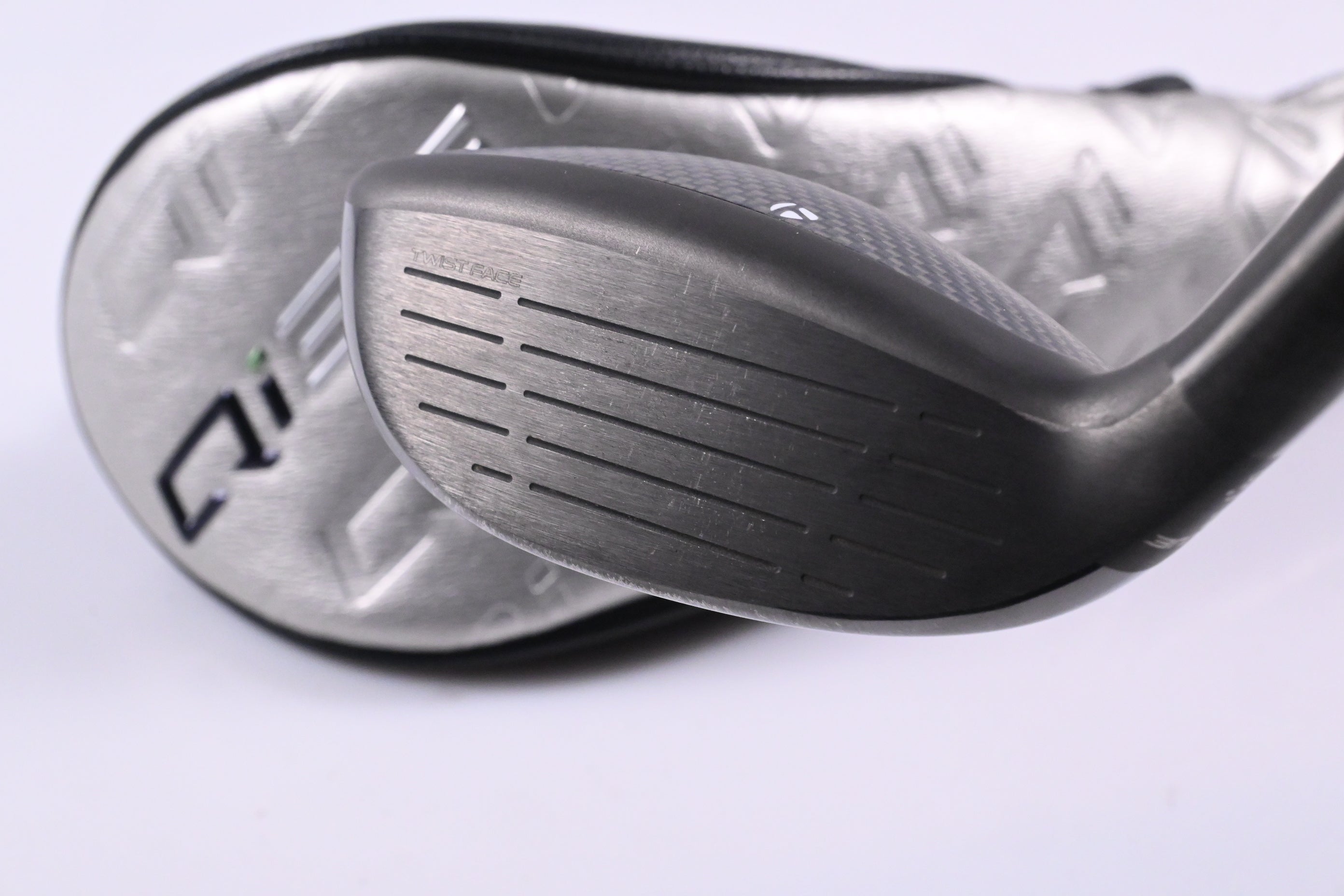 Taylormade Qi35 Max #4 Hybrid / 23 Degree / Regular Flex Air Speeder 50 Shaft