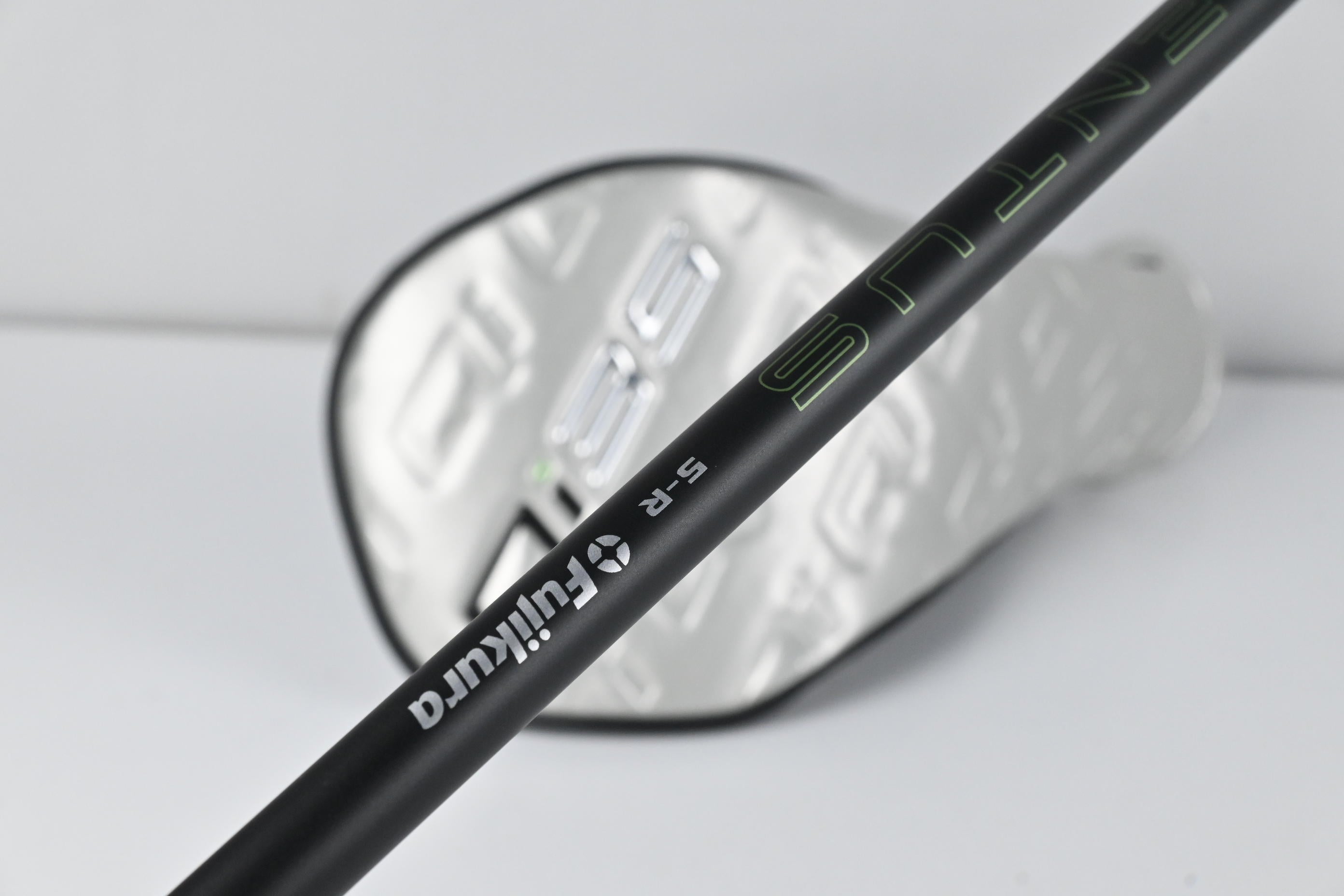 Taylormade Qi35 Driver / 10.5 Degree / Regular Flex Fujikura Ventus Blue 5 Shaft