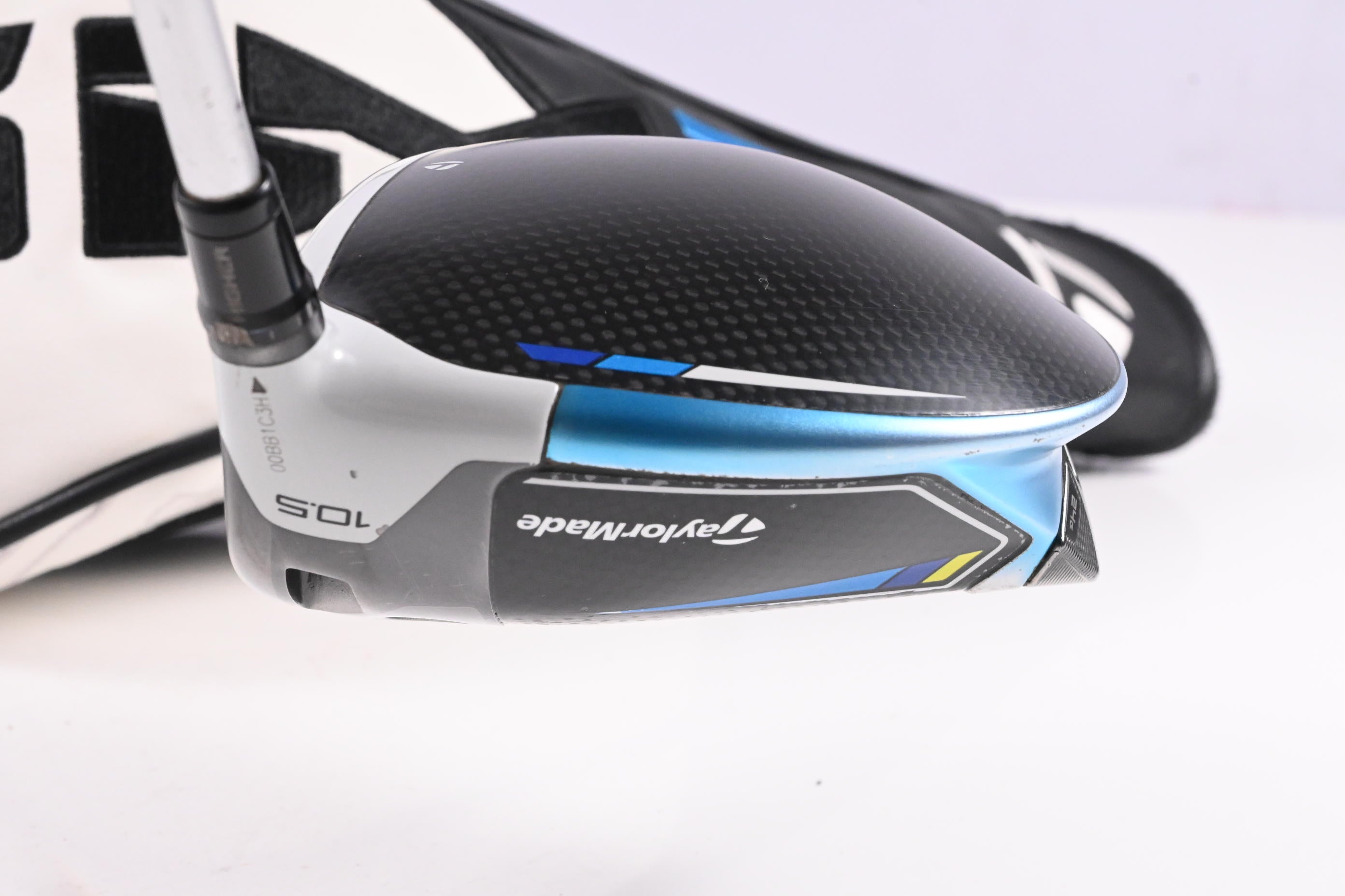 Taylormade SIM2 Max Driver / 10.5 Degree / Stiff Flex Kuro Kage 60 Shaft