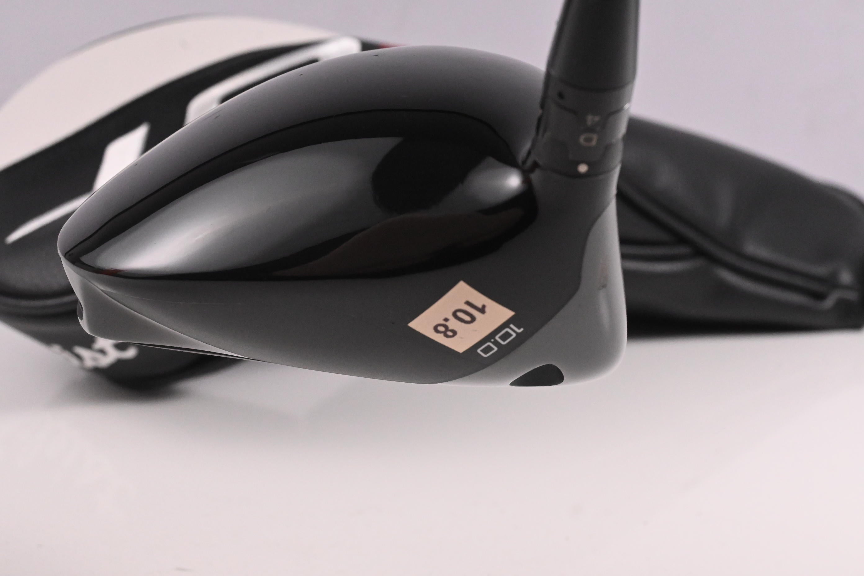 Left Hand Titleist GT4 Driver / 10 Degree / X-Flex HZRDUS Smoke RDX Black 60