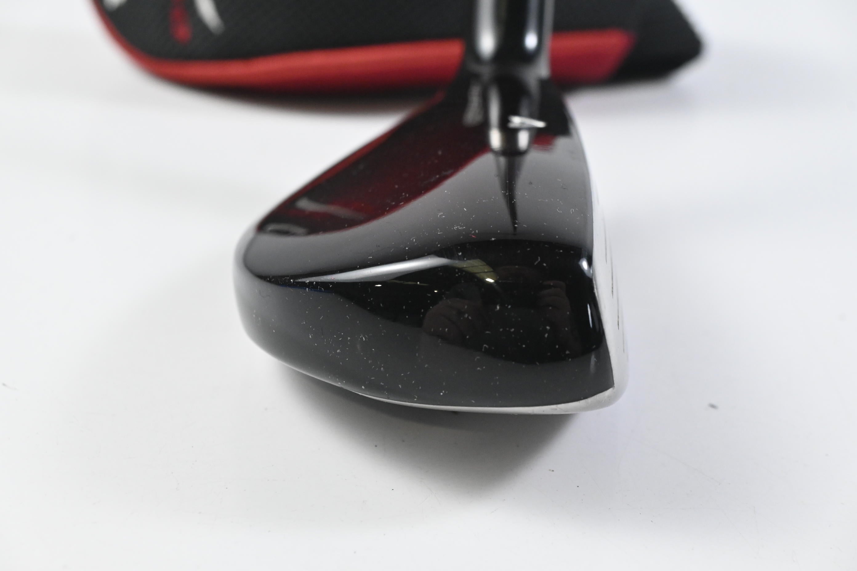 Wilson Deep Red #3 Hybrid / 17 Degree / Uniflex Deep Red Shaft
