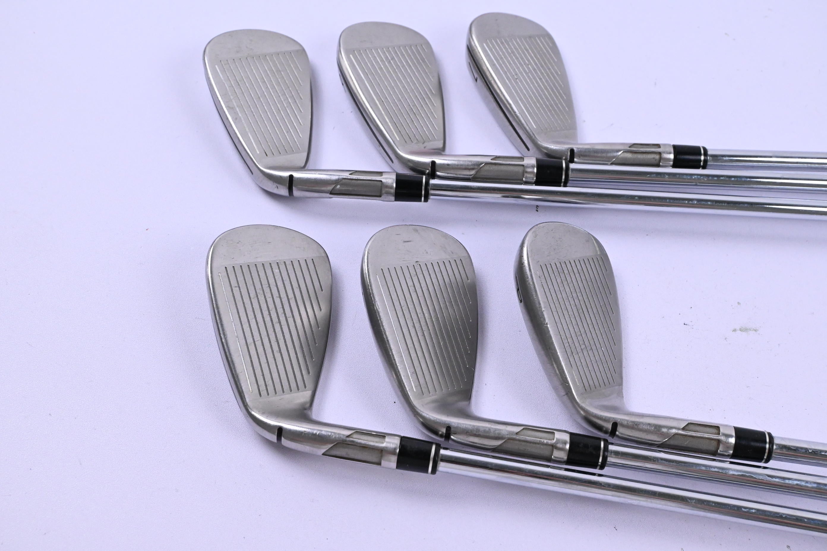 Taylormade SIM2 Max Irons / 5-PW / Regular Flex KBS Max MT 85 Shafts