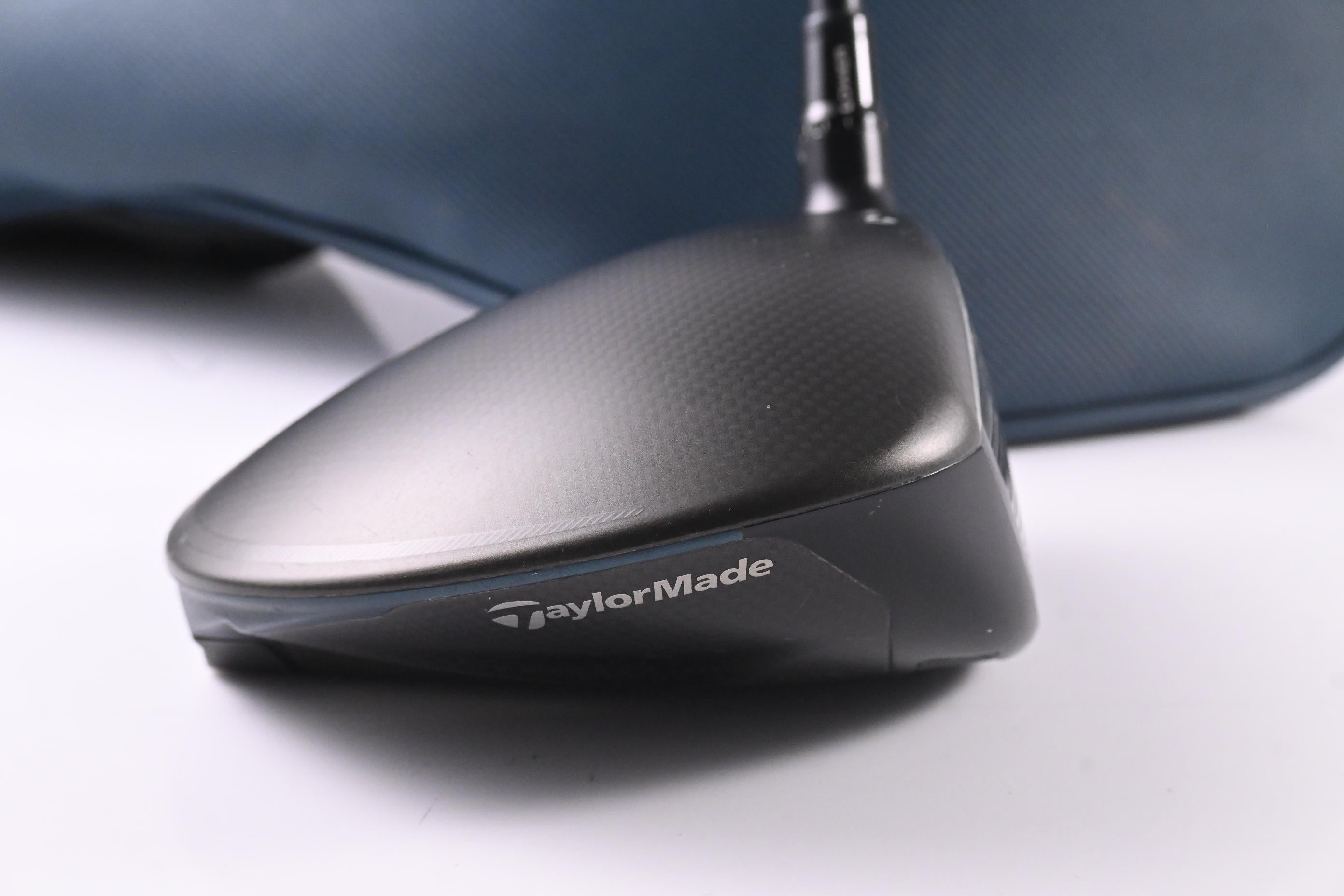 Taylormade Qi4D Max Driver / 10.5 Degree / Regular Flex Cypher 50 Shaft