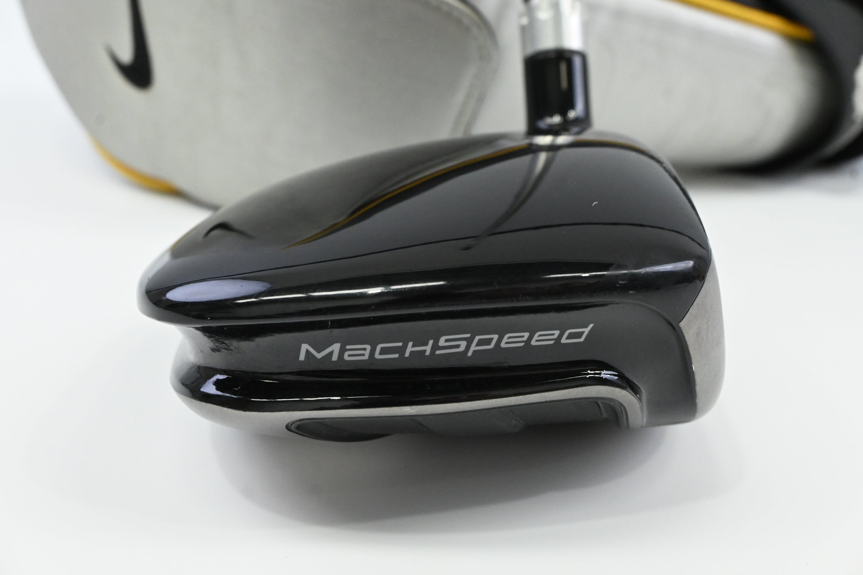 Nike SQ Machspeed Driver / 10.5 Degree / Regular Flex UST Axivcore ProForce 55
