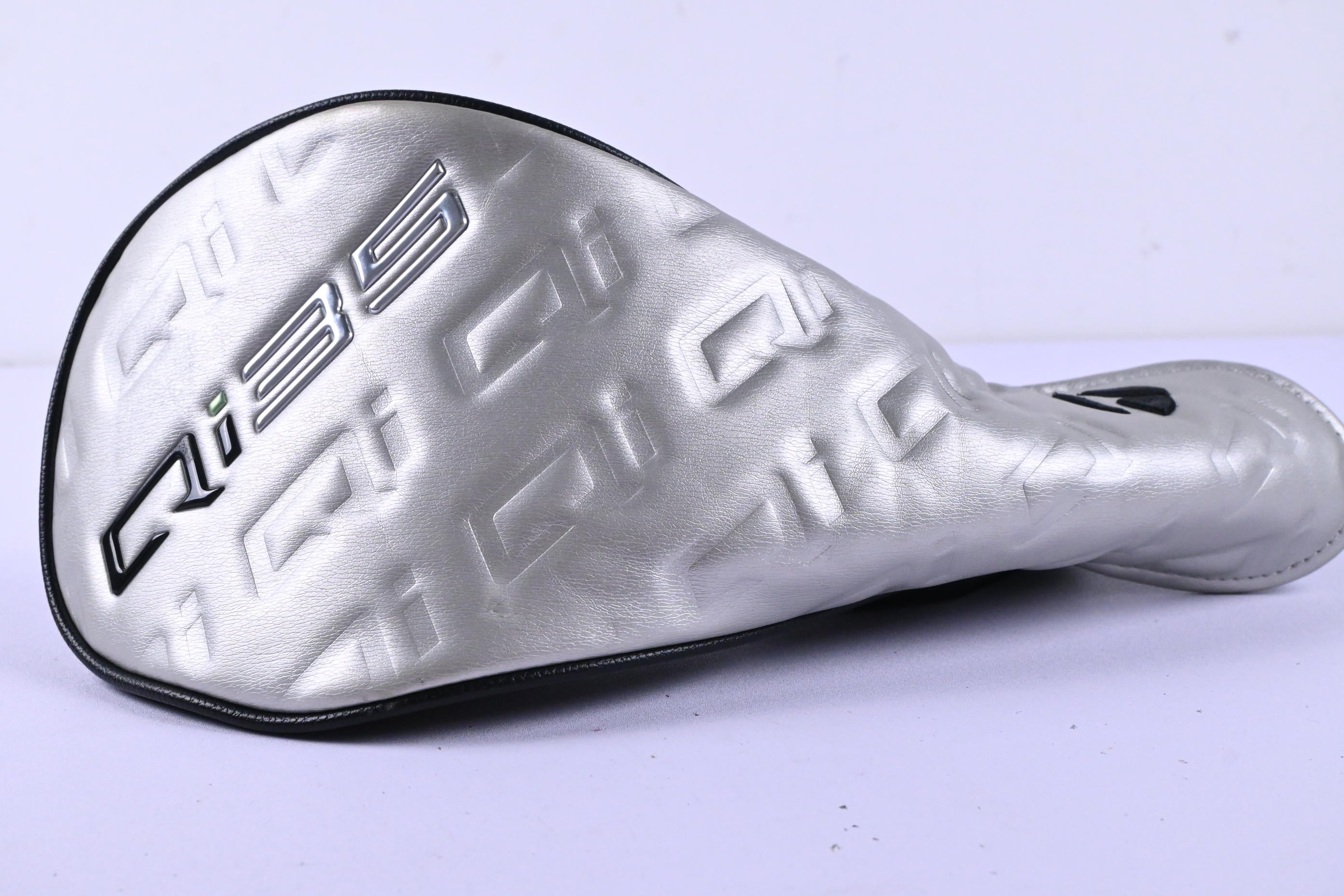 Taylormade Qi35 Driver / 9 Degree / Stiff Flex Fujikura Ventus Blue 5 Shaft