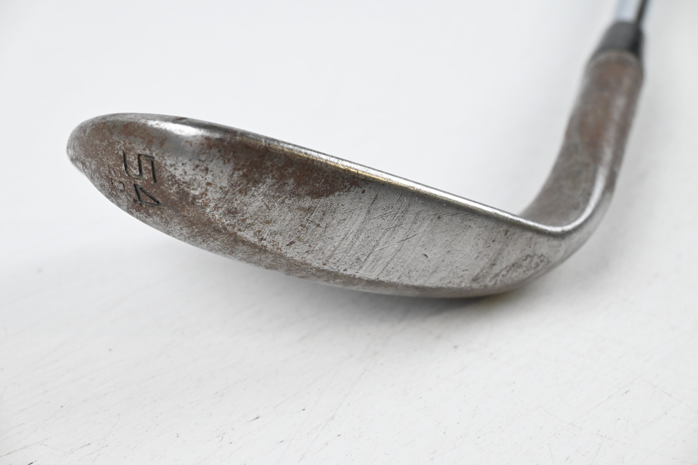 Titleist Vokey SM10 Sand Wedge / 54 Degree / Stiff Flex N.S.PRO Modus3 Tour 105