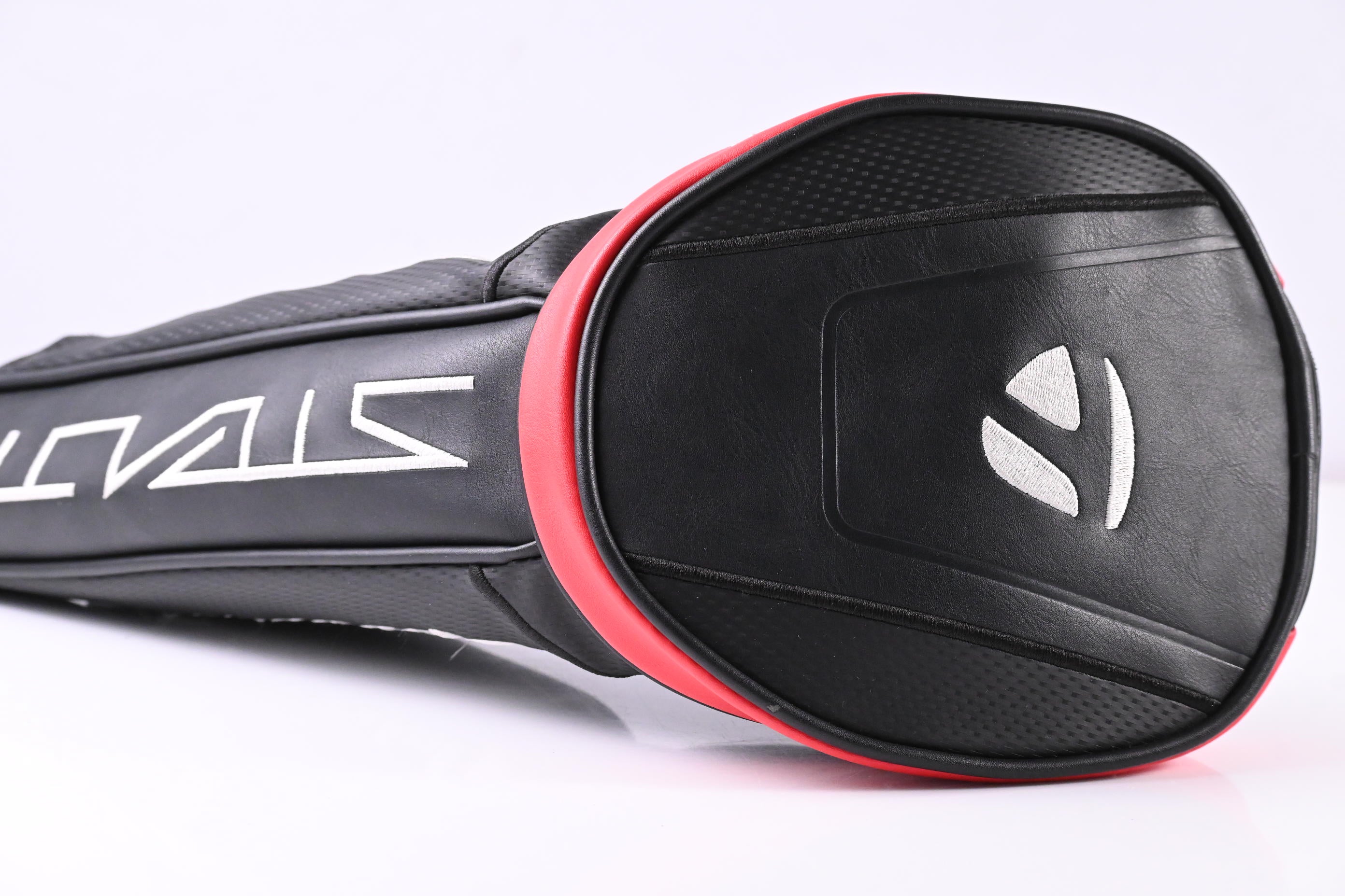 Taylormade Stealth Driver / 9 Degree / Stiff Flex HZRDUS Smoke Red RDX 60 Shaft