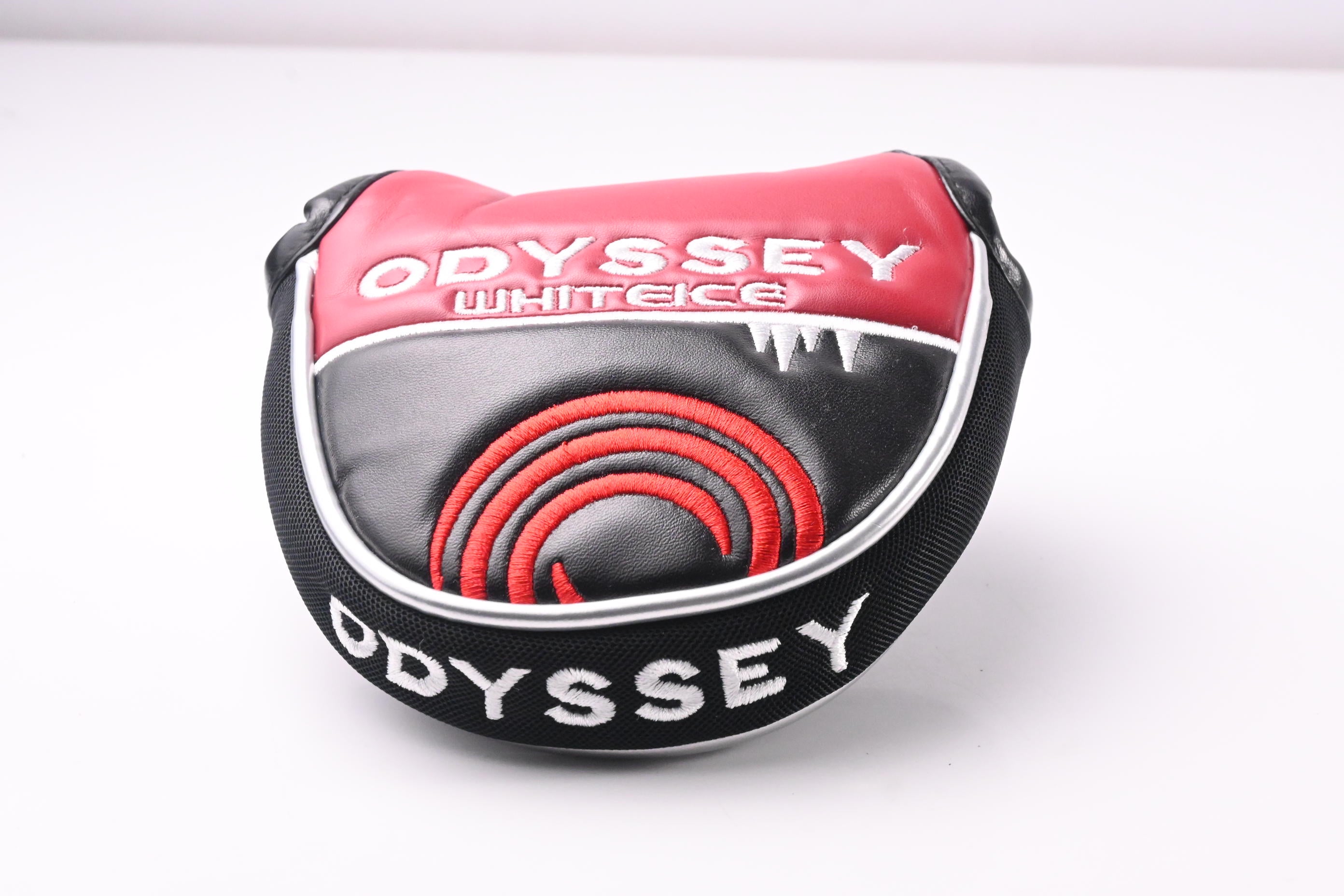 Odyssey White Hot Pro Black V-Line Putter / 34 Inch