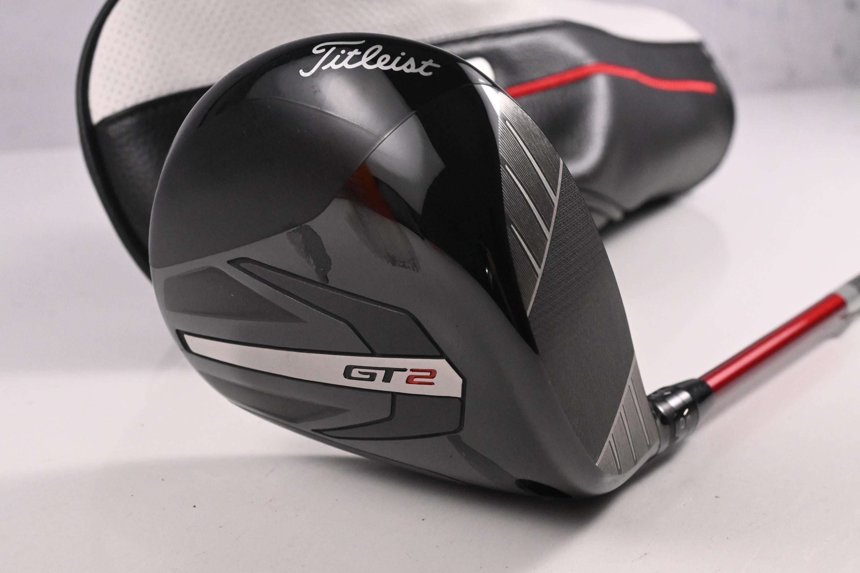 Titleist GT2 Driver / 10 Degree / Regular Flex Project X Denali Red 50 Shaft