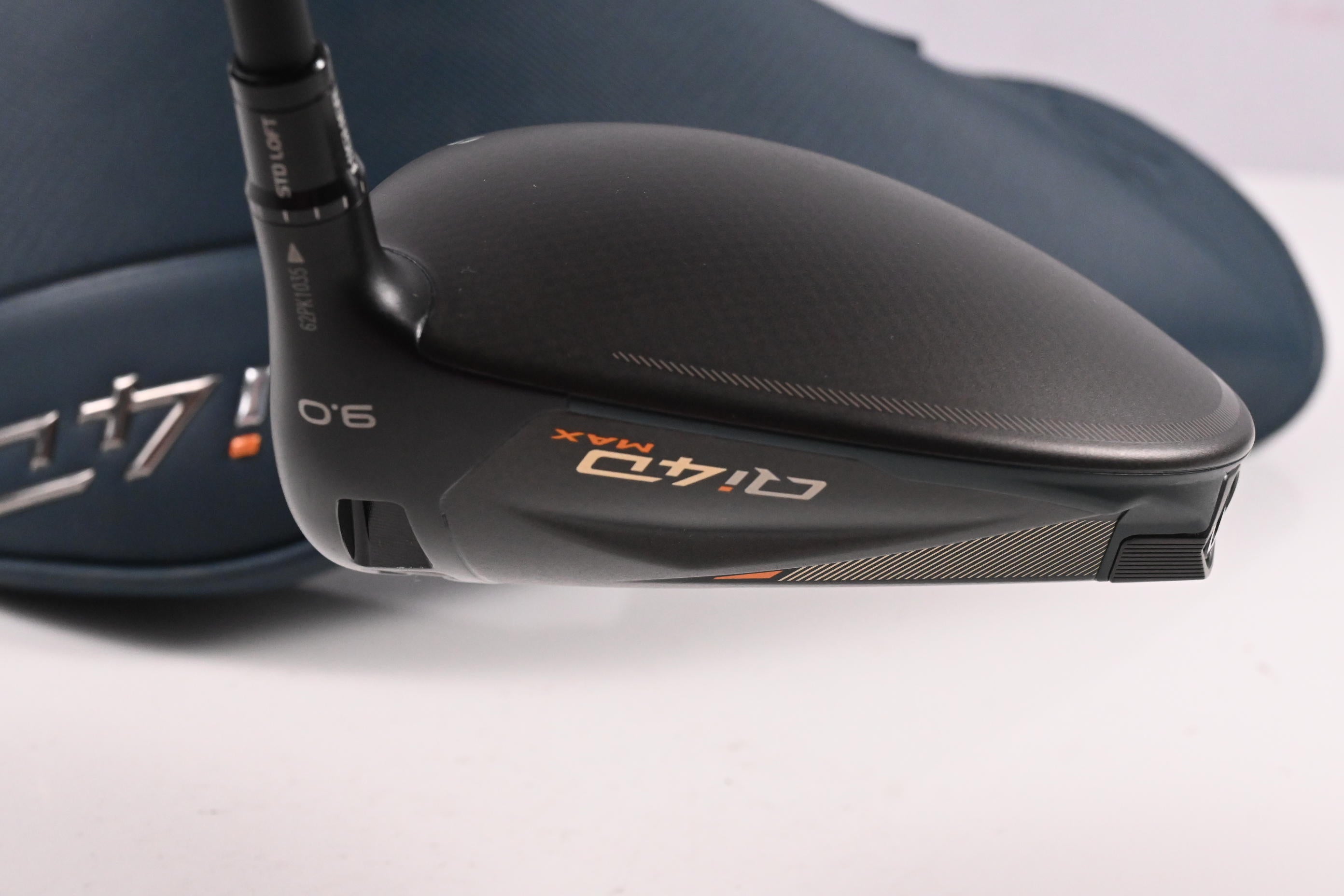 Taylormade Qi4D Max Driver / 9 Degree / Stiff Flex REAX Blue 50 Shaft