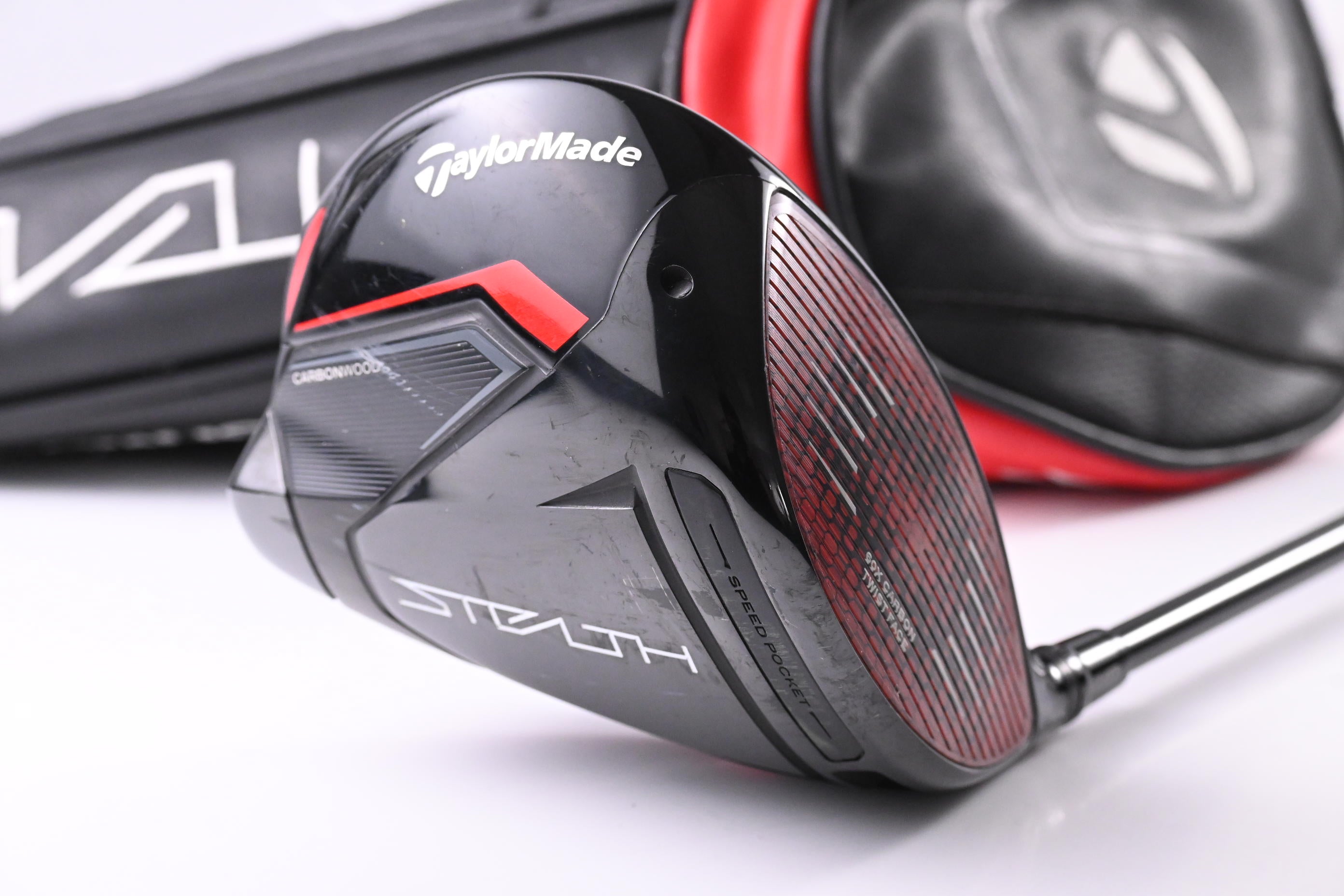 Taylormade Stealth Driver / 10.5 Degree / Stiff Flex HZRDUS Smoke Blue RDX 70