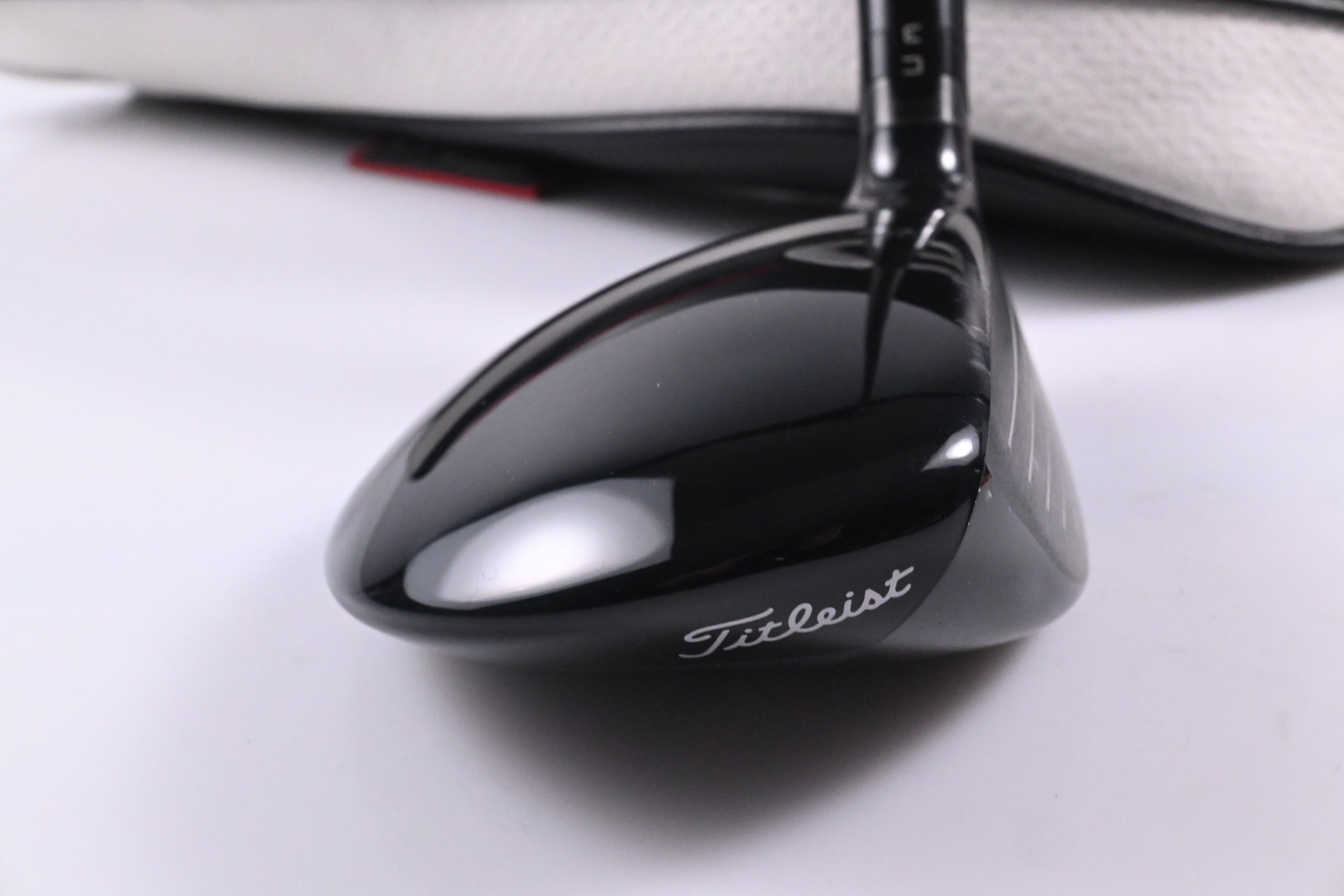 Titleist GT2 #5 Wood / 18 Degree / X-Flex HZRDUS Black 80 Shaft