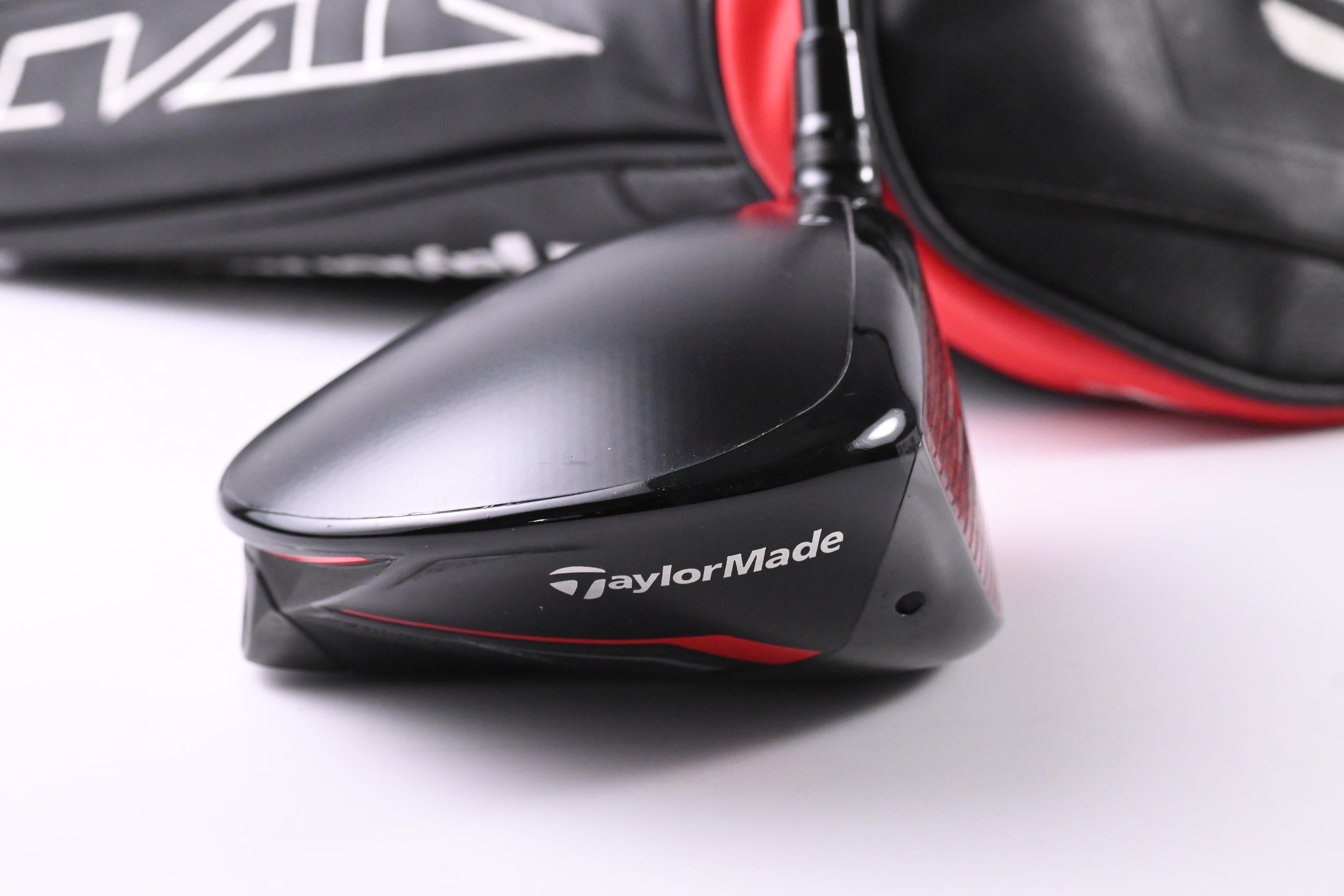 Taylormade Stealth Driver / 10.5 Degree / Stiff Flex HZRDUS Smoke Blue RDX 70