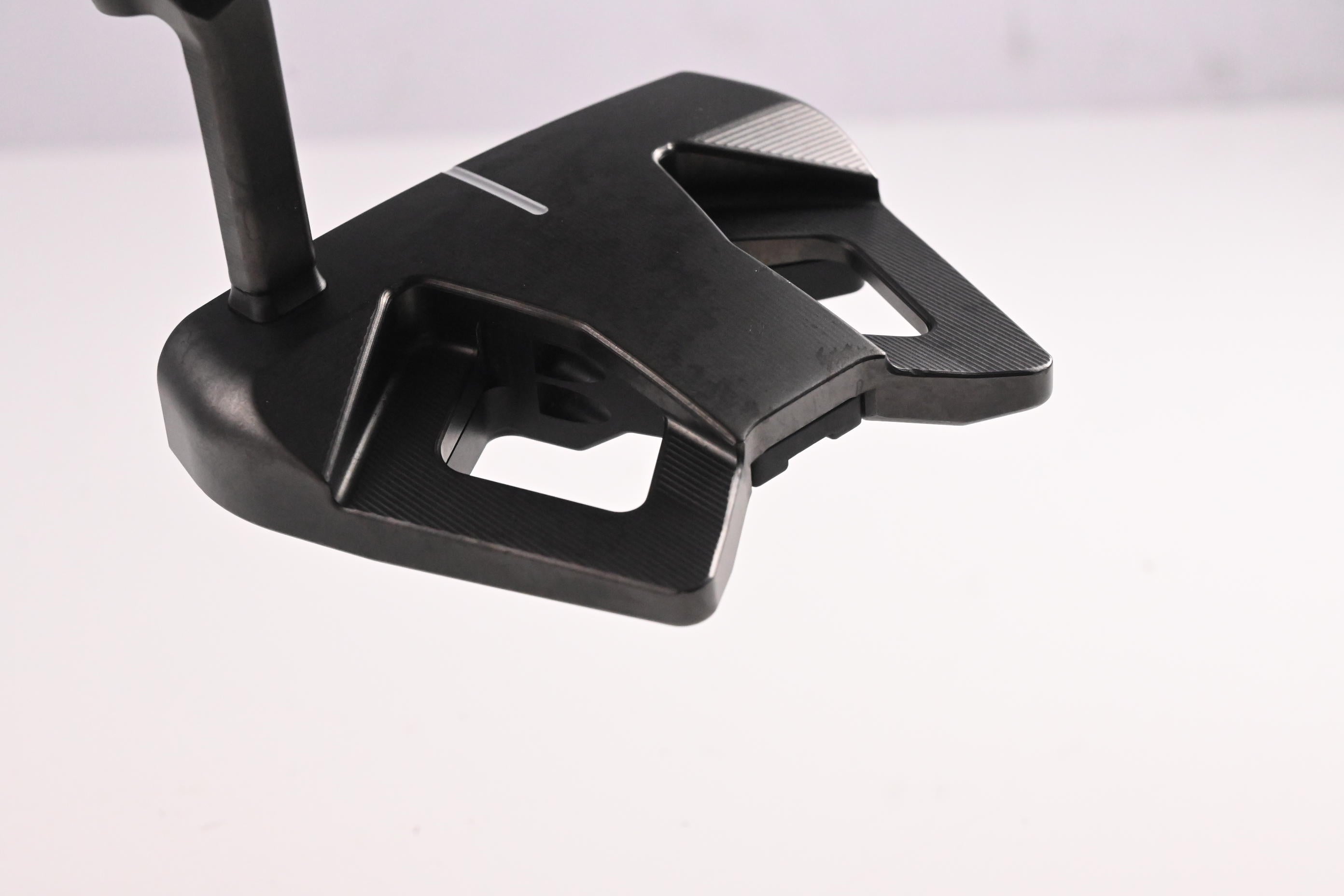 Scotty Cameron Phantom Black 9.2R Putter / 34 Inch