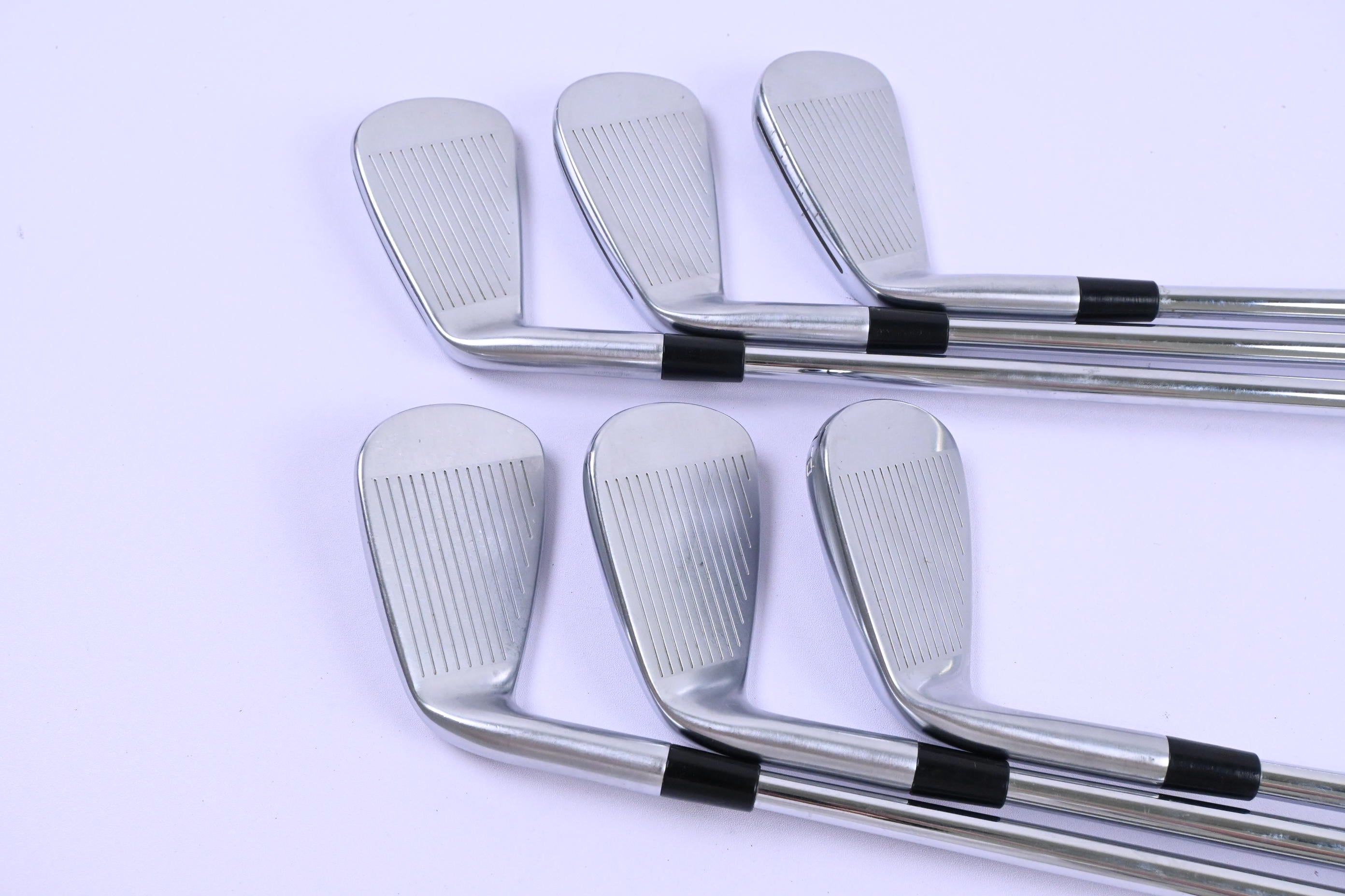 Taylormade P790 2019 Irons / 5-PW / Regular Flex Dynamic Gold 105 R300 Shafts
