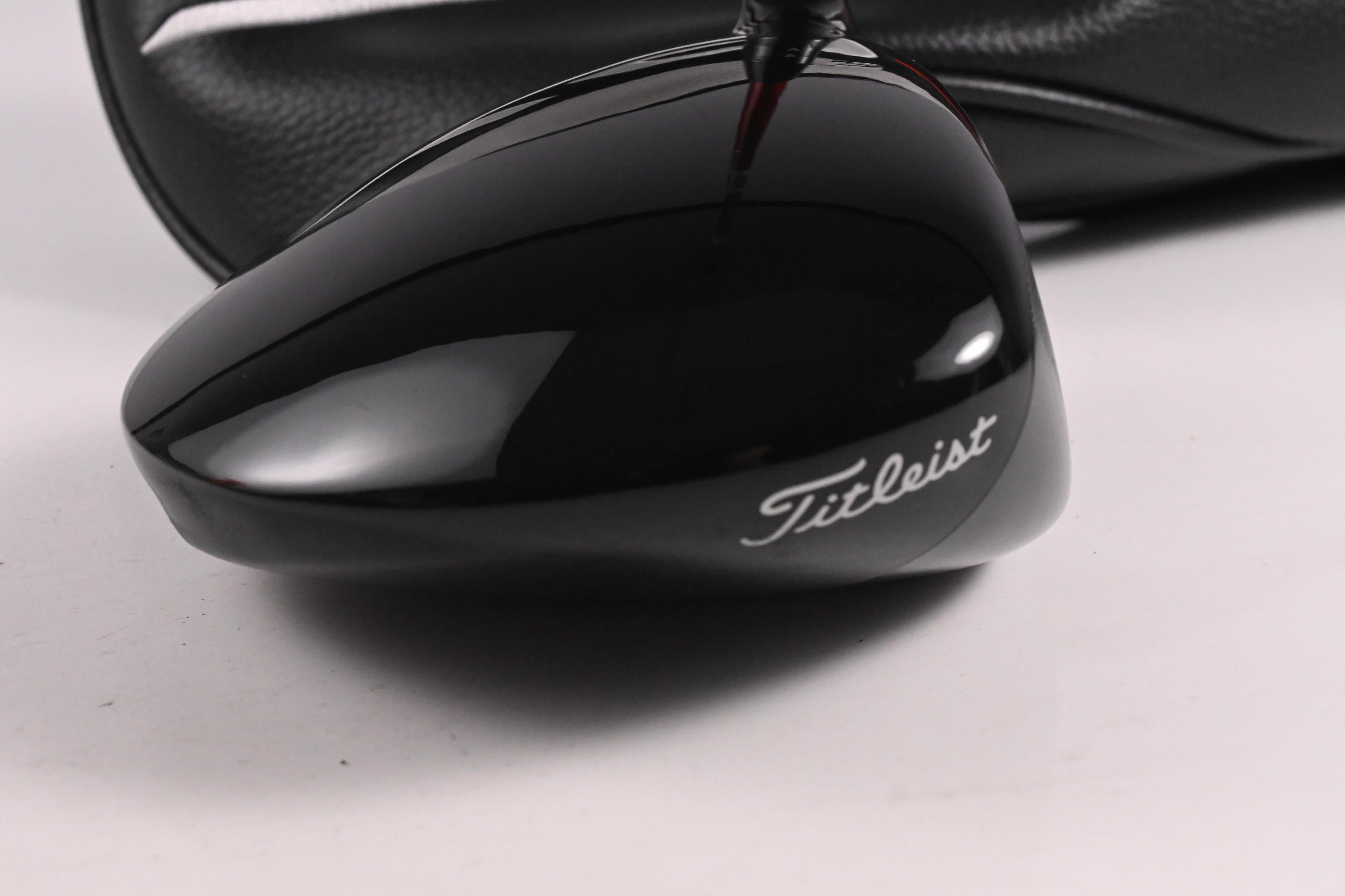 Titleist GT2 Driver / 10 Degree / Regular Flex Project X Denali Red 50 Shaft