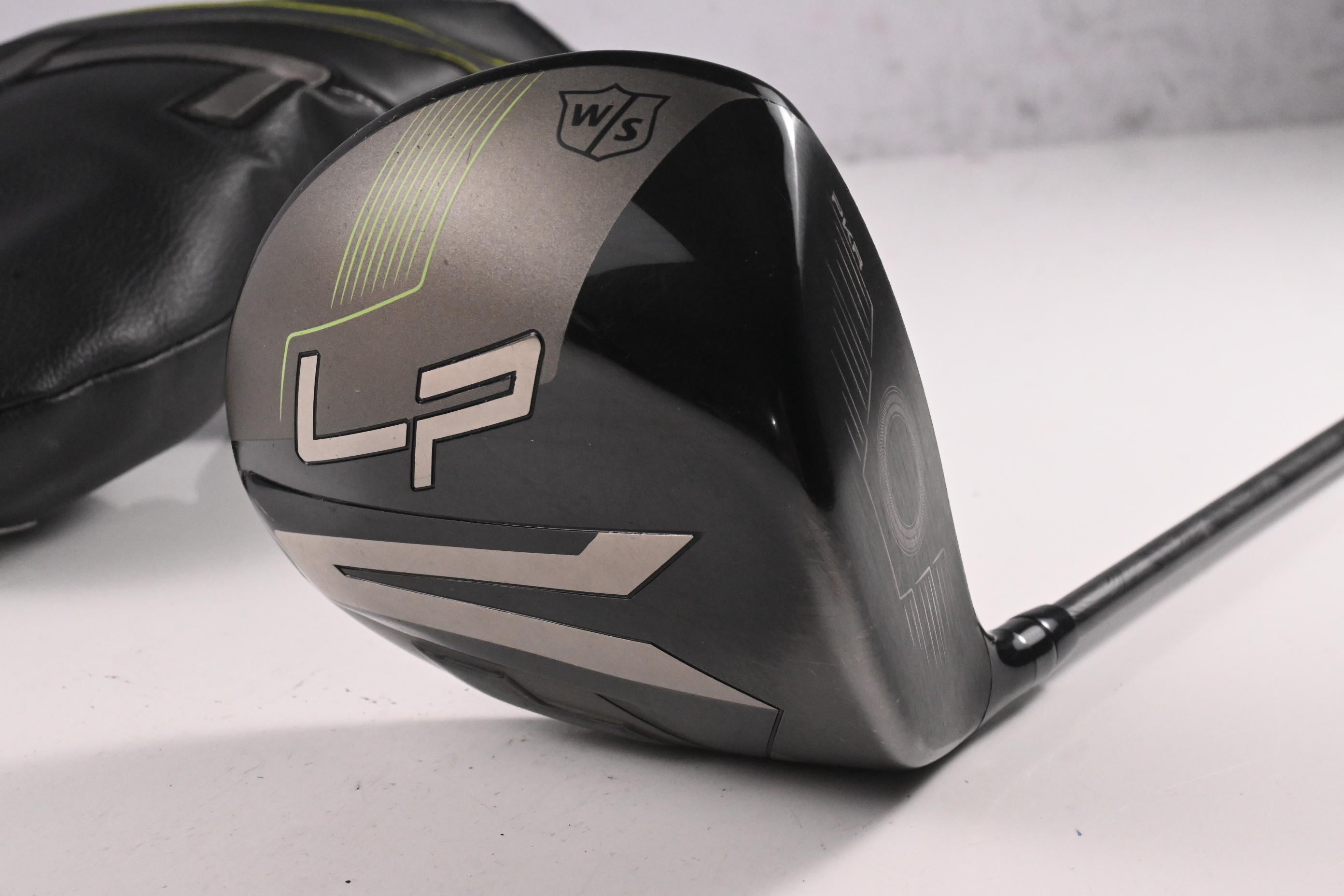 Wilson Launch Pad 2022 Driver / 10.5 Degree / Senior Flex EvenFlow 50 Shaft