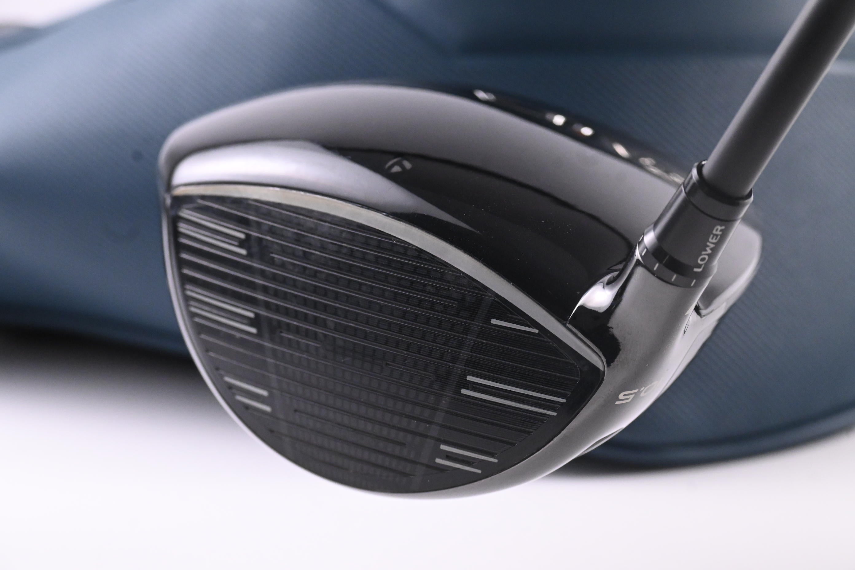 Taylormade Qi4D Max Shadowfall Driver / 10.5 Degree / Regular Flex Reax Blue 50 Shaft