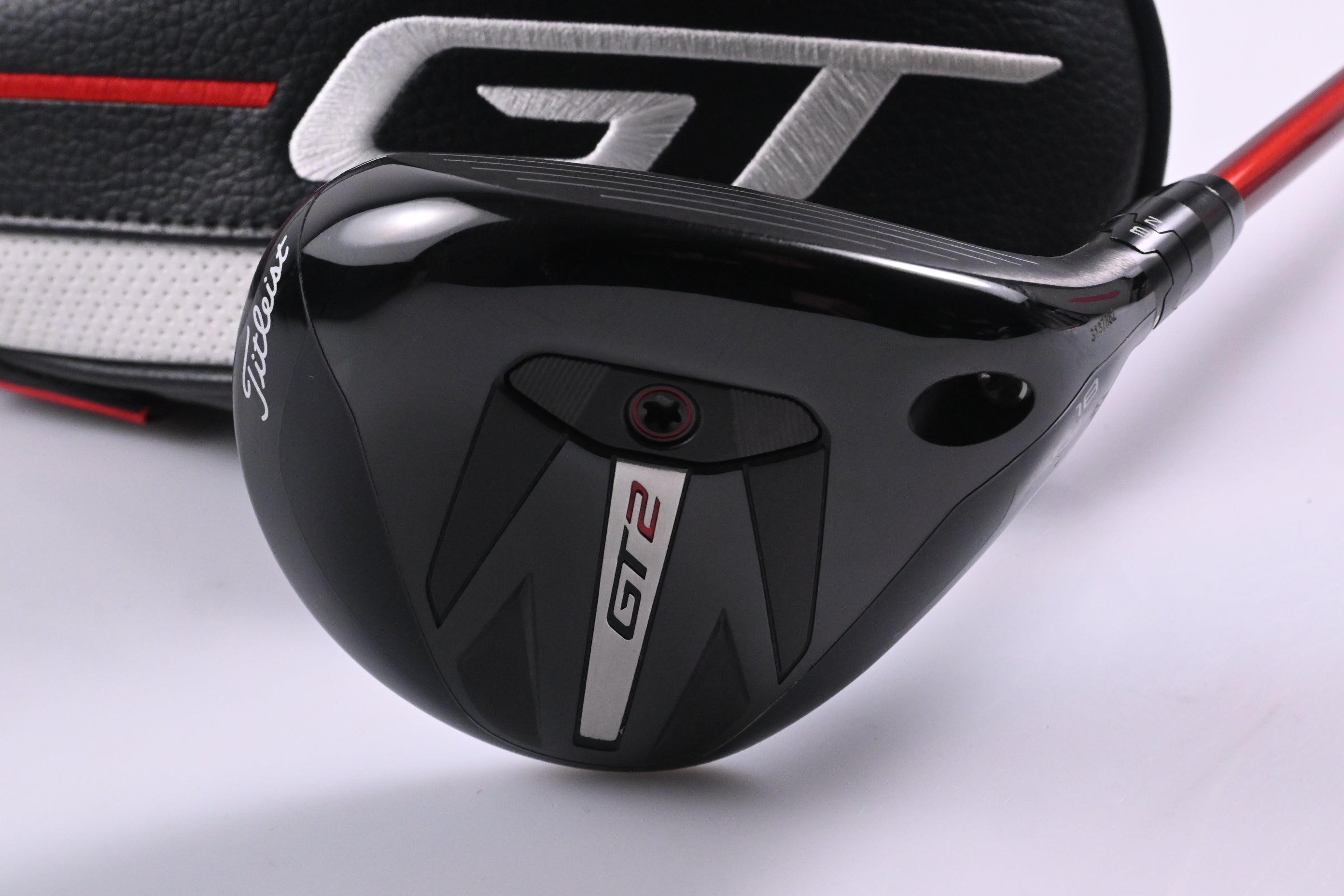 Titleist GT2 #5 Wood / 18 Degree / Regular Flex Project X Denali Red 60 Shaft