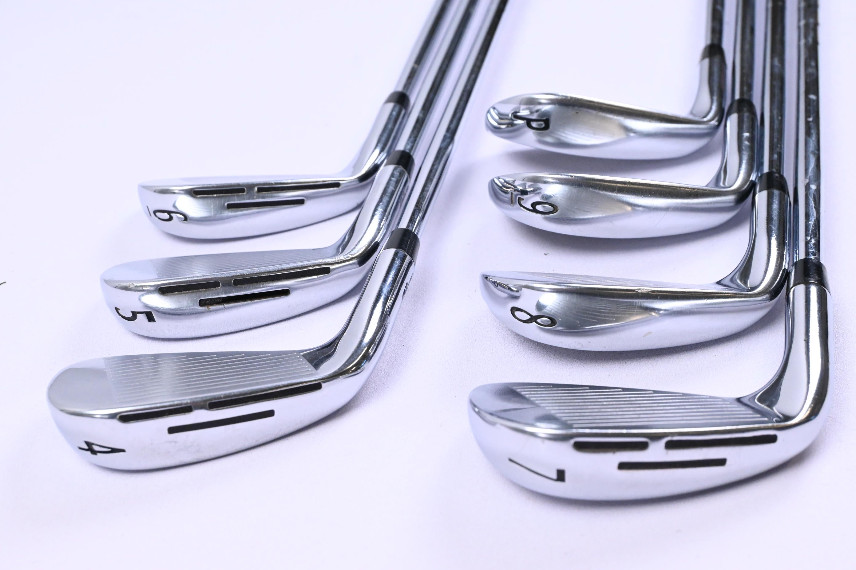 Wilson D9 Forged Irons / 4-PW / Stiff Flex Dynamic Gold 105 S300 Shafts