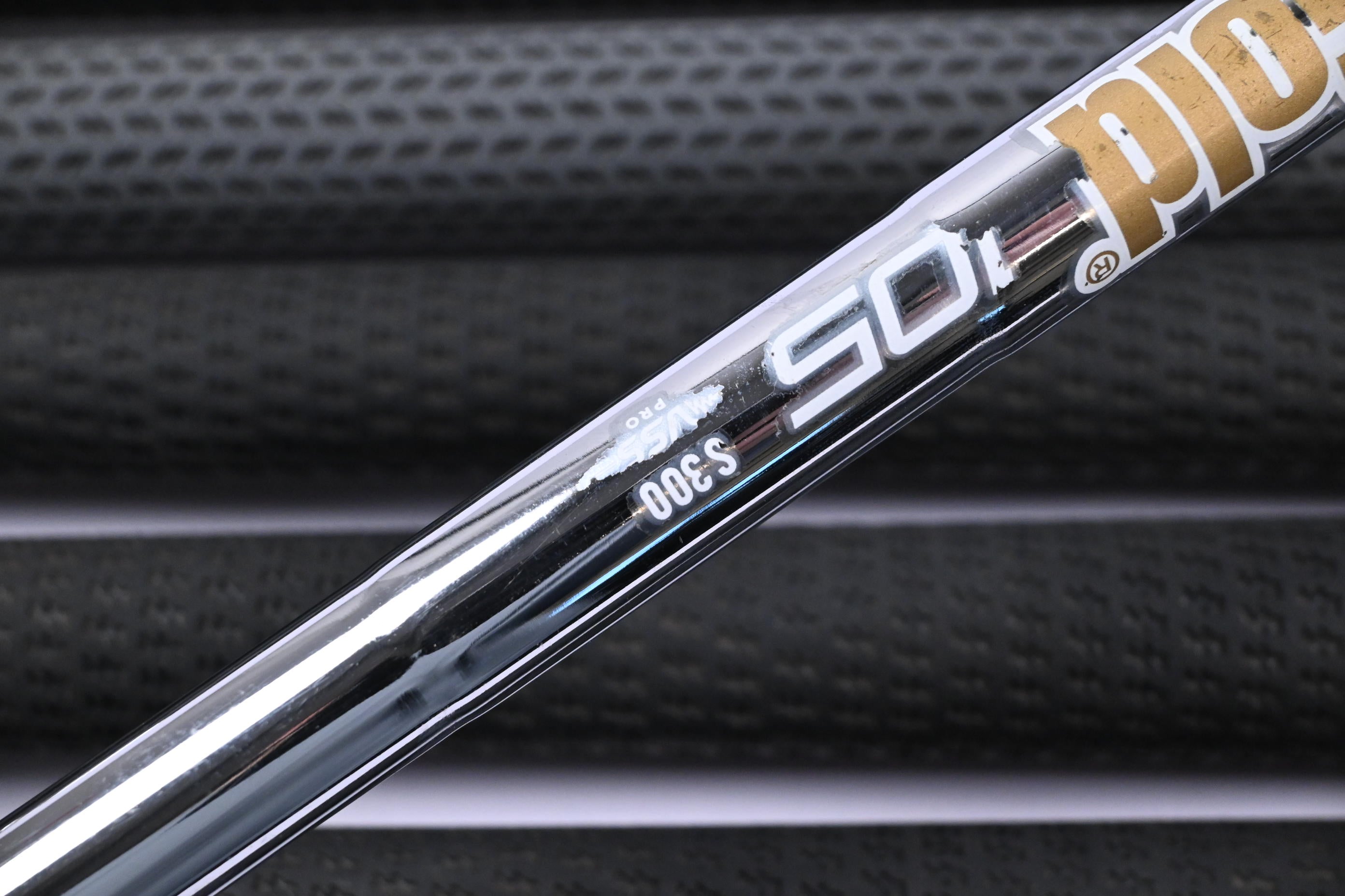 Wilson D9 Forged Irons / 4-PW / Stiff Flex Dynamic Gold 105 S300 Shafts