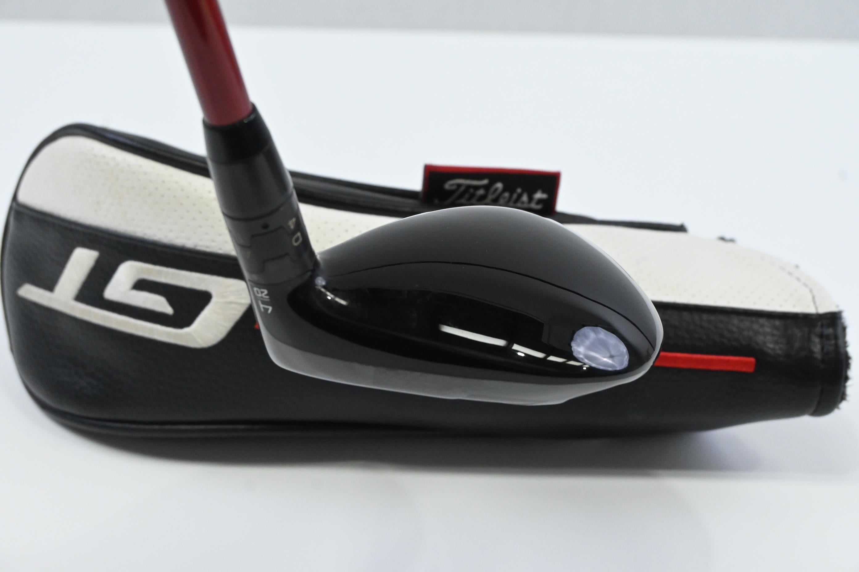 Titleist GT1 #4 Hybrid / 20 Degree / Regular Flex Project X Denali Red 60 Shaft