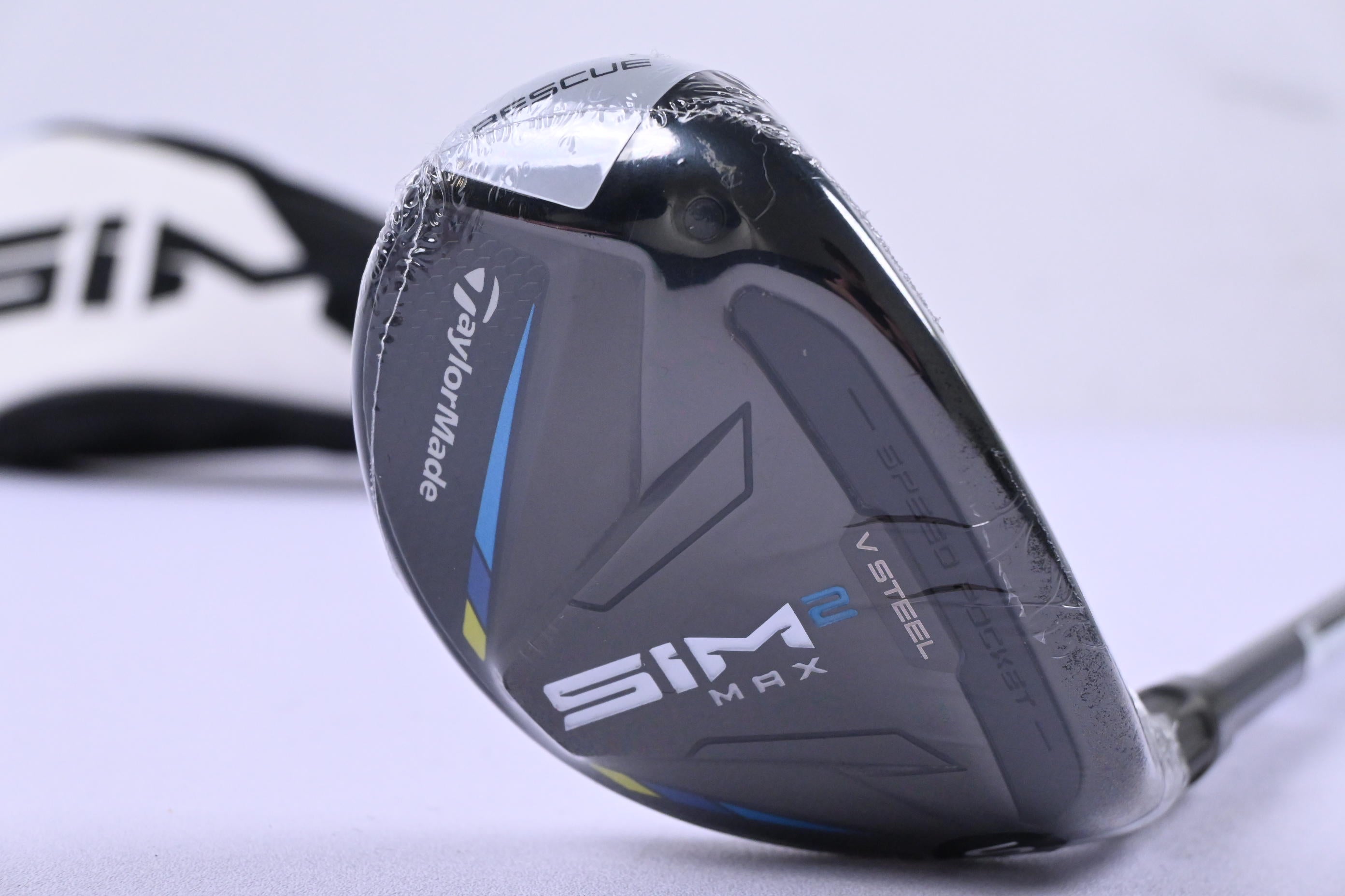 Taylormade SIM2 Max #3 Hybrid / 19 Degree / Stiff Flex Ventus Blue 7 Shaft