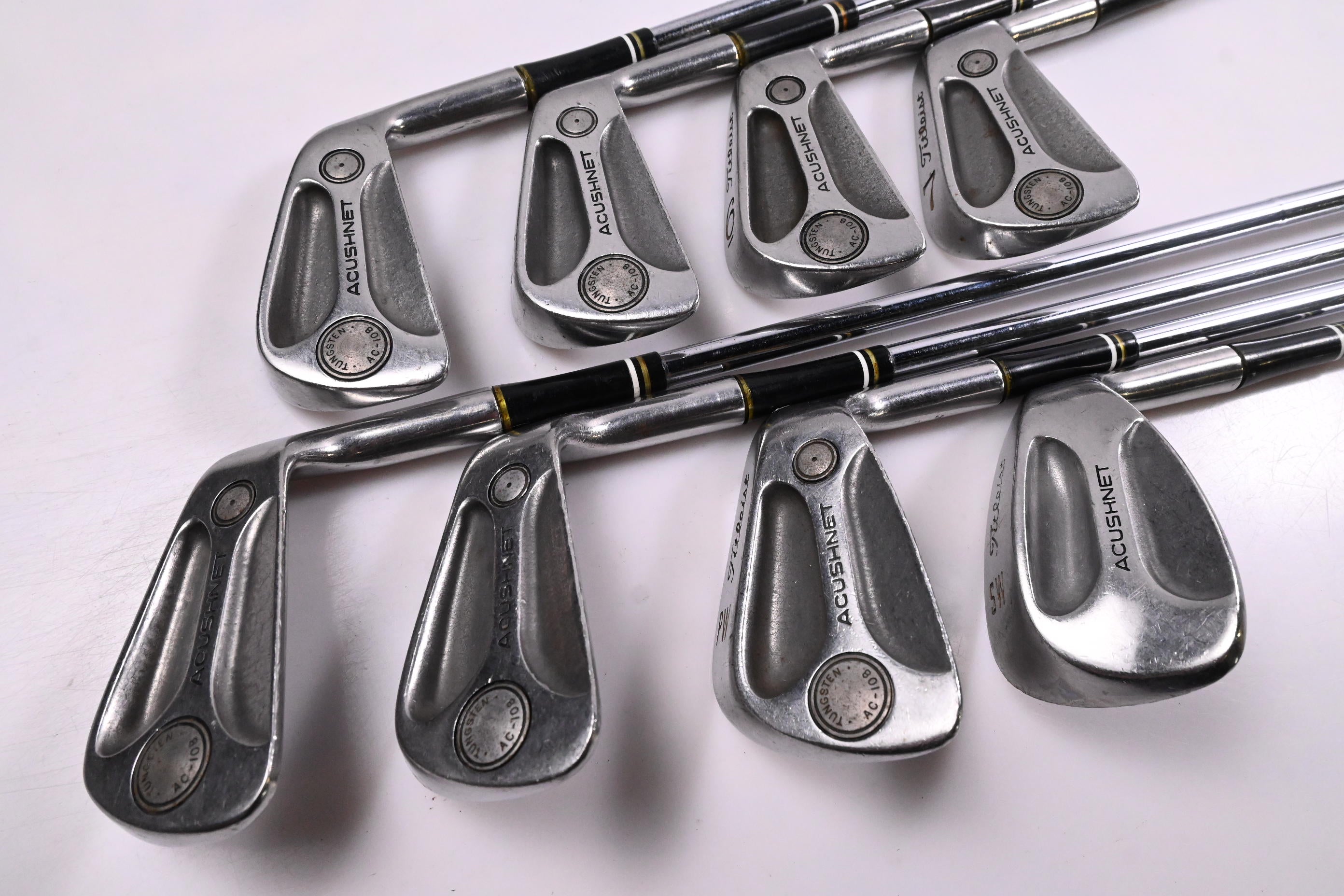 Titleist Acushnet AC 108 Irons / 4-PW+SW / Stiff Flex Titleist Shafts
