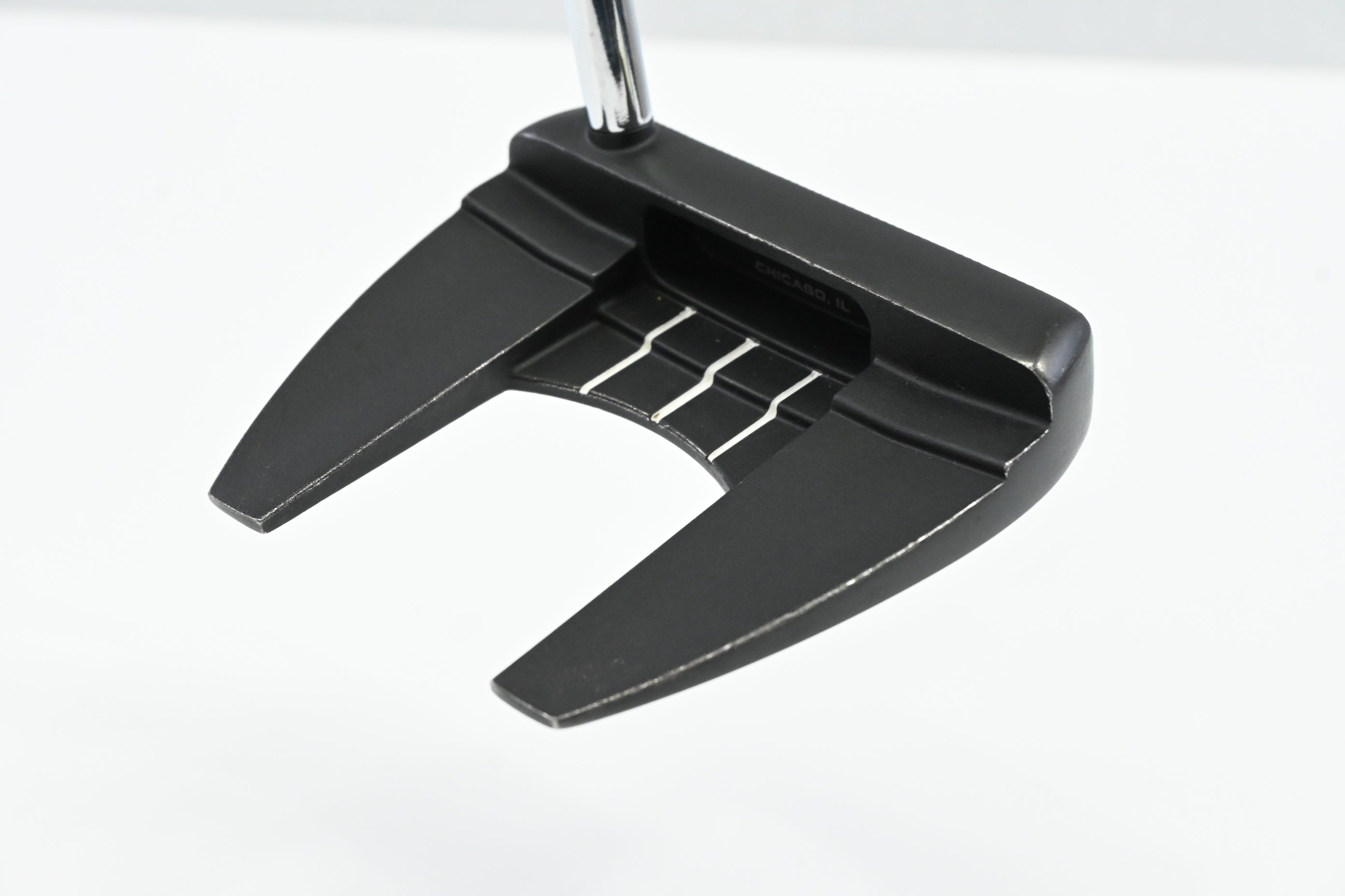 Wilson Infinite Bucktown 2024 Putter / 34 Inch