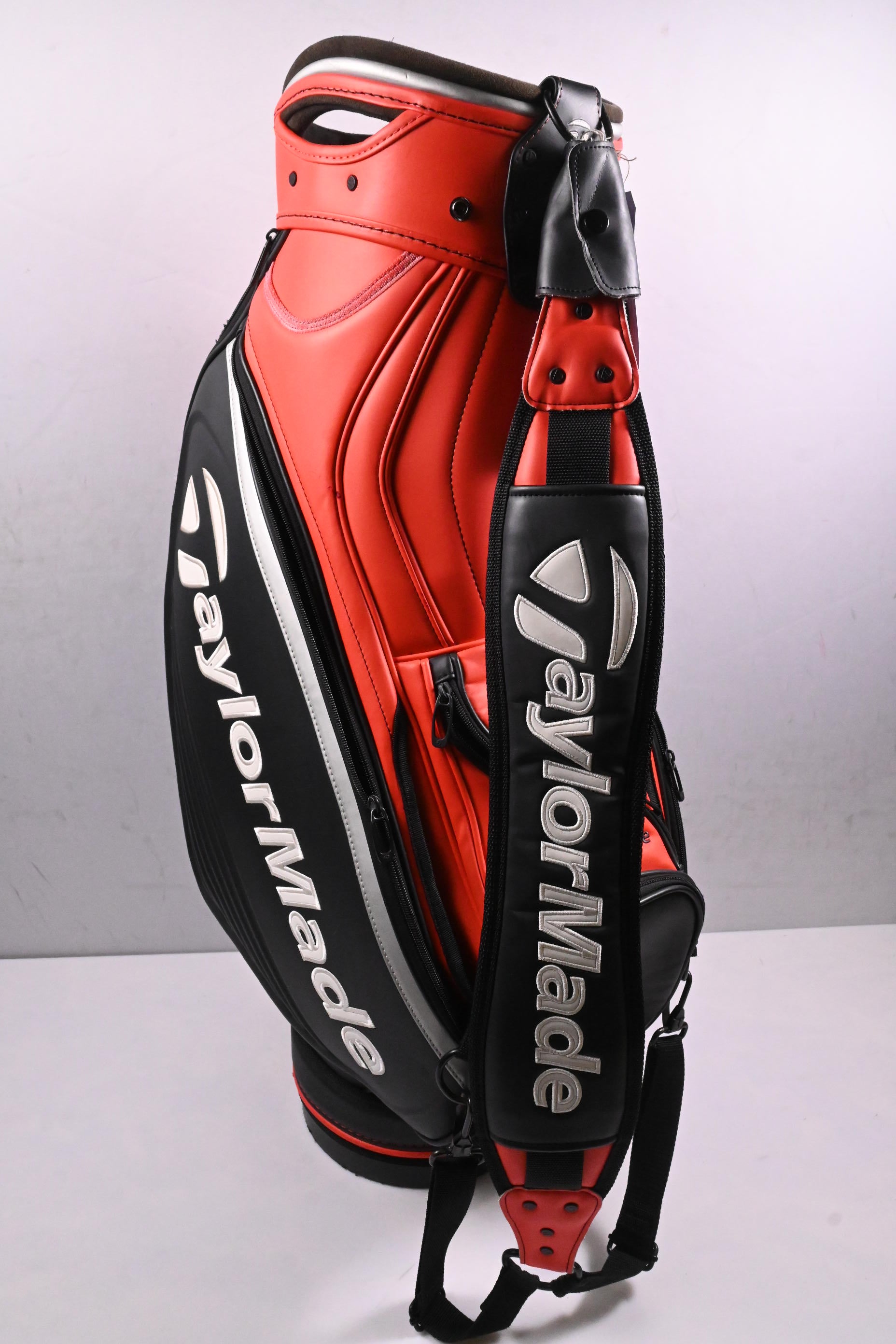 Taylormade 2019 Tour Bag / 6-Way Divider / Black, Red