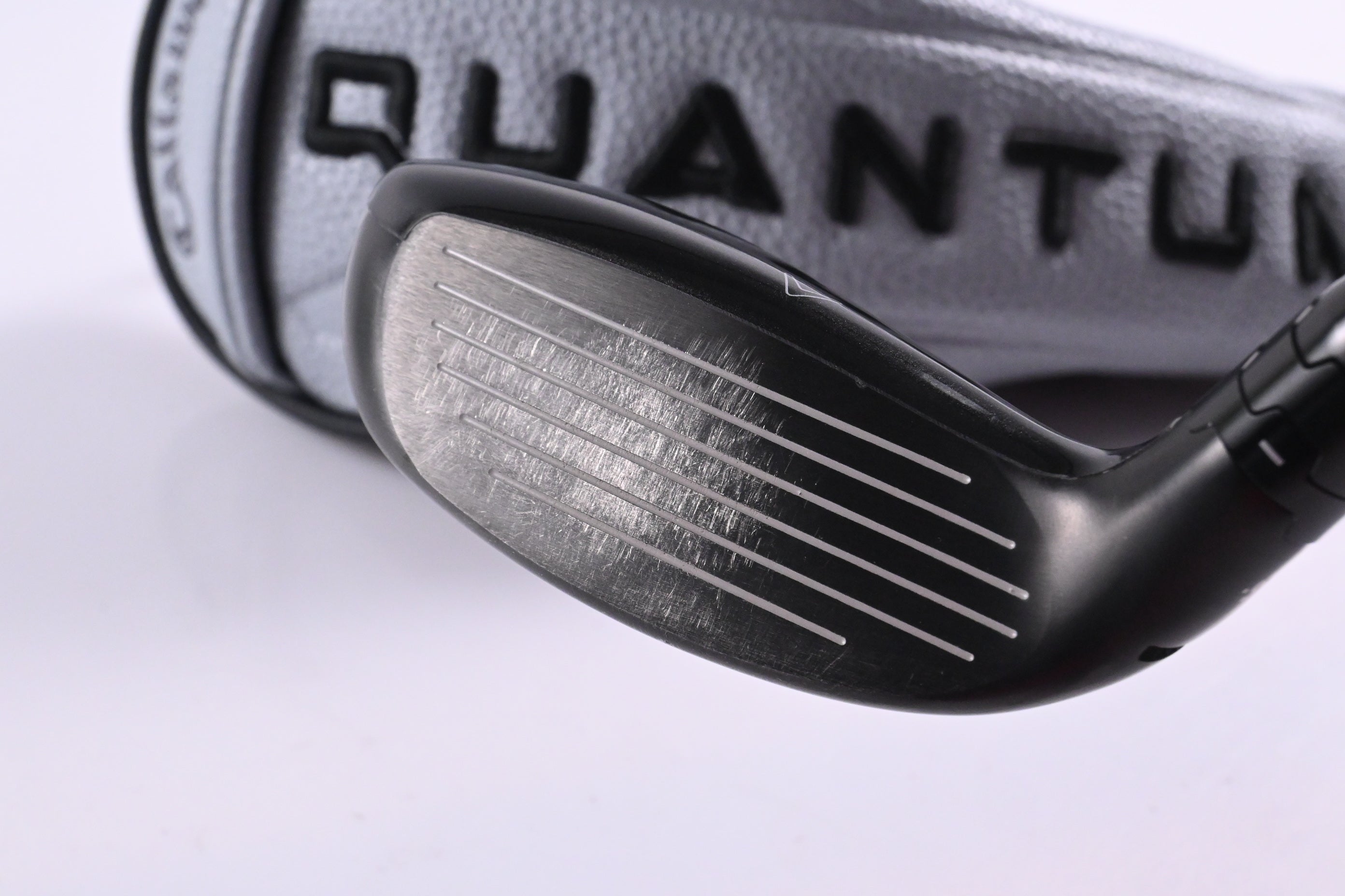 Callaway Quantum Max #7 Hybrid / 30 Degree / Regular Flex Denali Silver 60