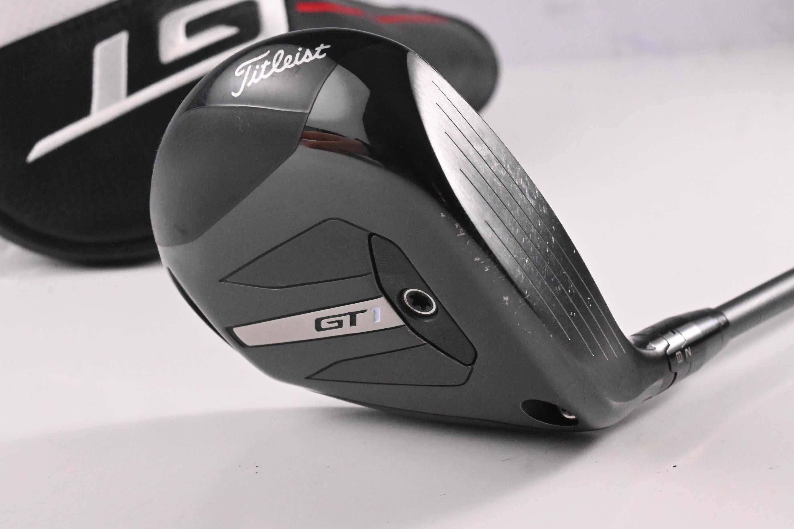 Titleist GT1 3Tour #3 Wood / 15 Degree / X-Flex HZRDUS Smoke Black 70 Shaft