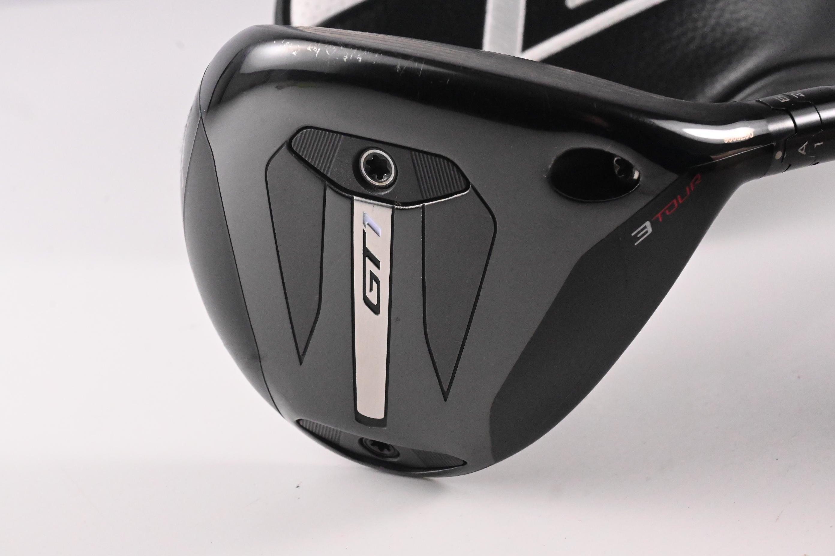 Titleist GT1 3Tour #3 Wood / 15 Degree / X-Flex HZRDUS Smoke Black 70 Shaft