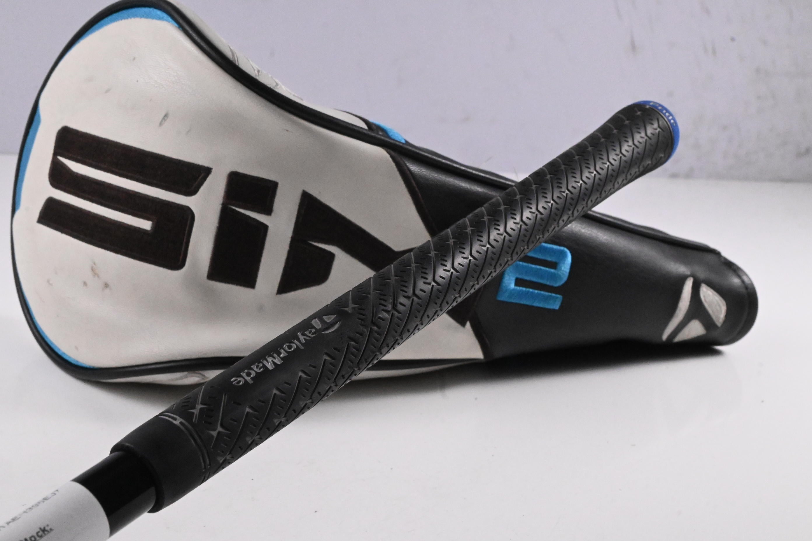 Taylormade SIM2 Max Driver / 10.5 Degree / X-Flex HZRDUS Smoke Blue RDX 60 Shaft