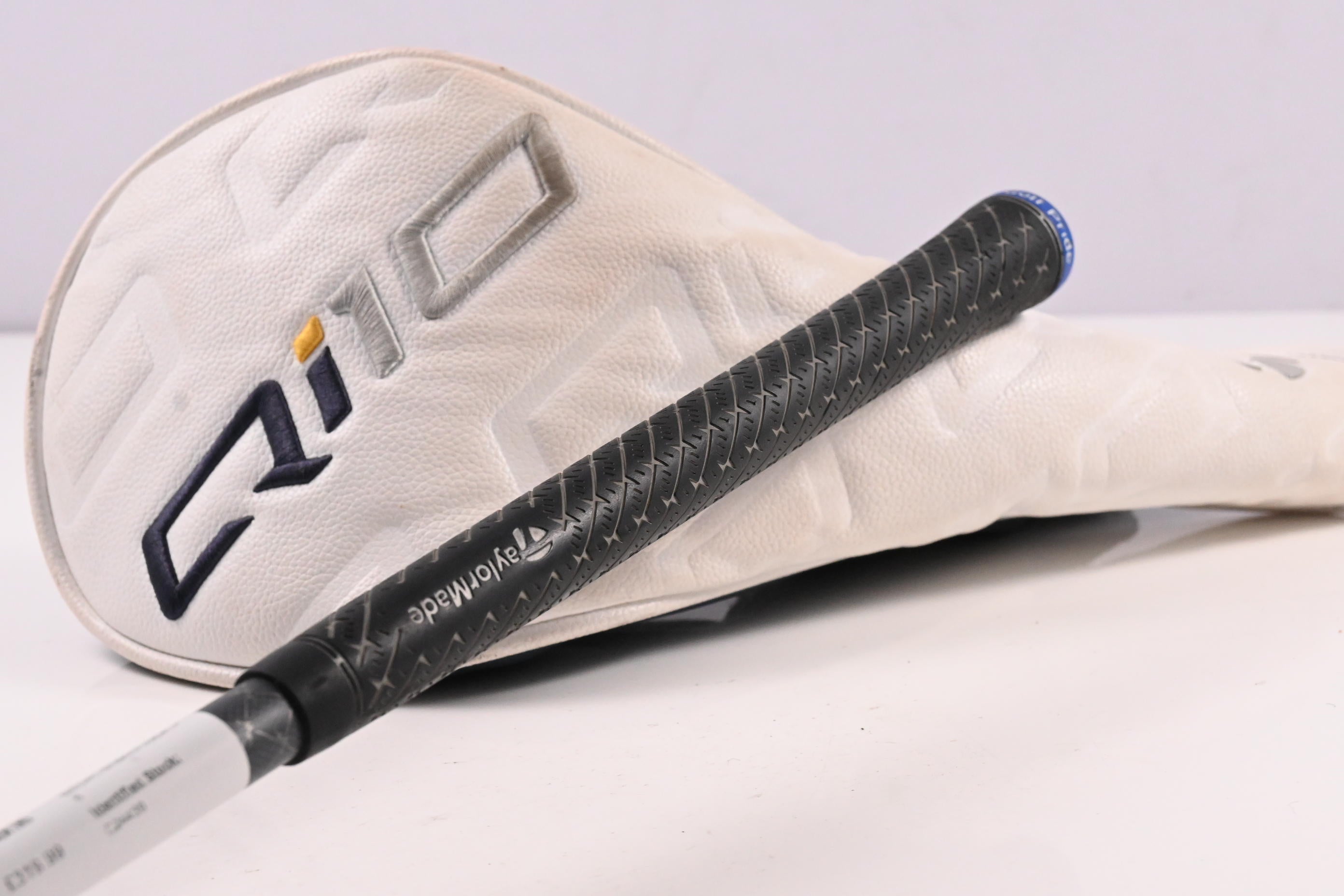 Taylormade Qi10 Driver / 10.5 Degree / Stiff Flex Tensei AV Raw Blue 65 Shaft