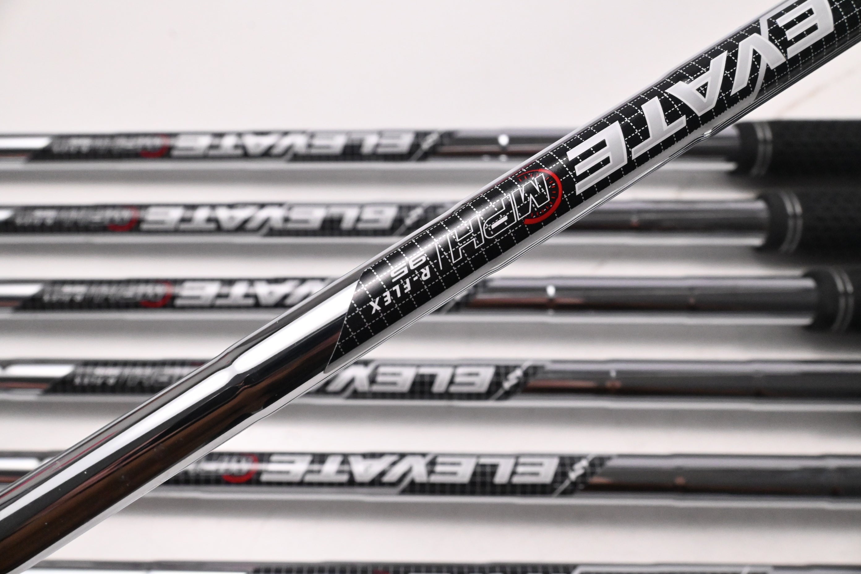Callaway Paradym Ai Smoke Irons / 5-PW+GW / Regular Flex Elevate MPH 95 Shafts
