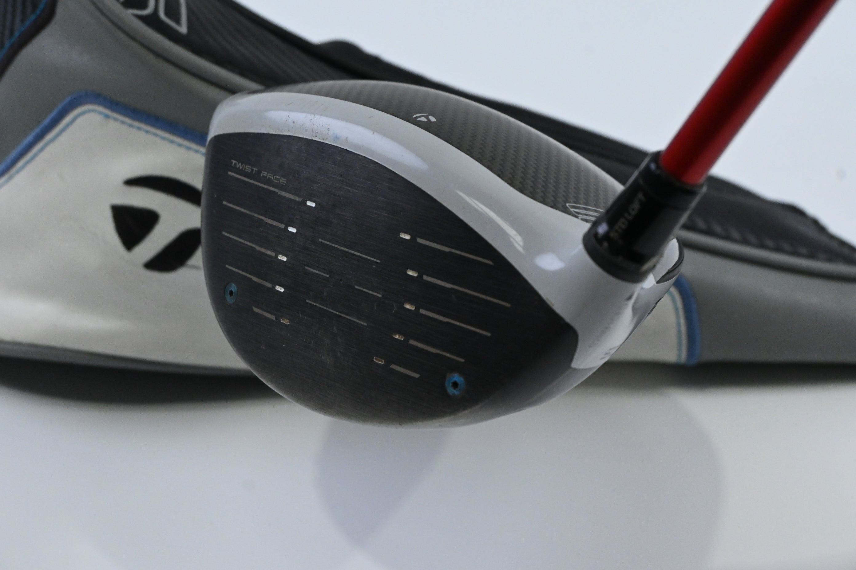 Taylormade SIM Max D Driver / 10.5 Degree / Regular Flex Fujikura Ventus Red 5