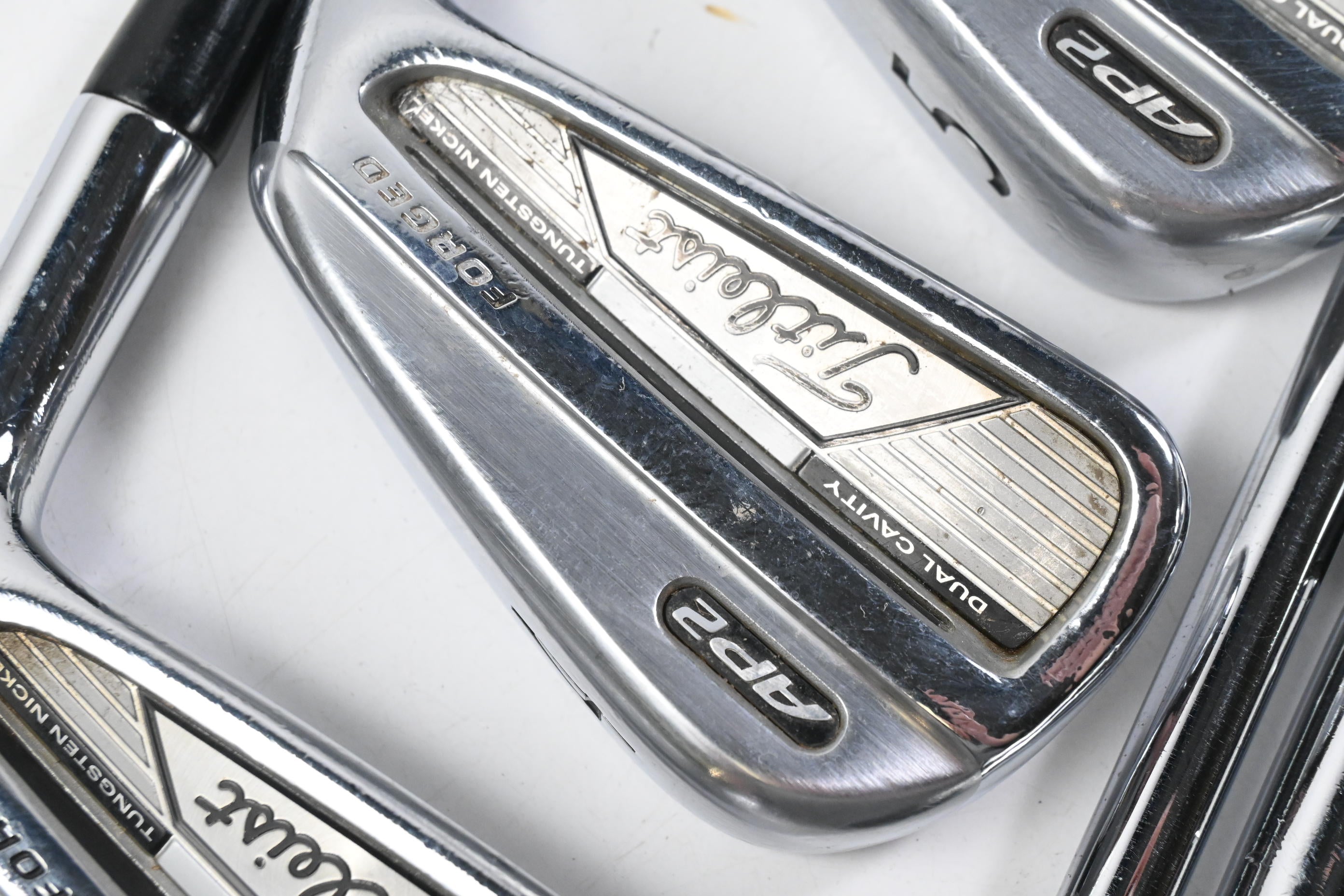 Titleist AP2 2008 Irons / 3-9i / X-Flex Dynamic Gold X100 Shafts