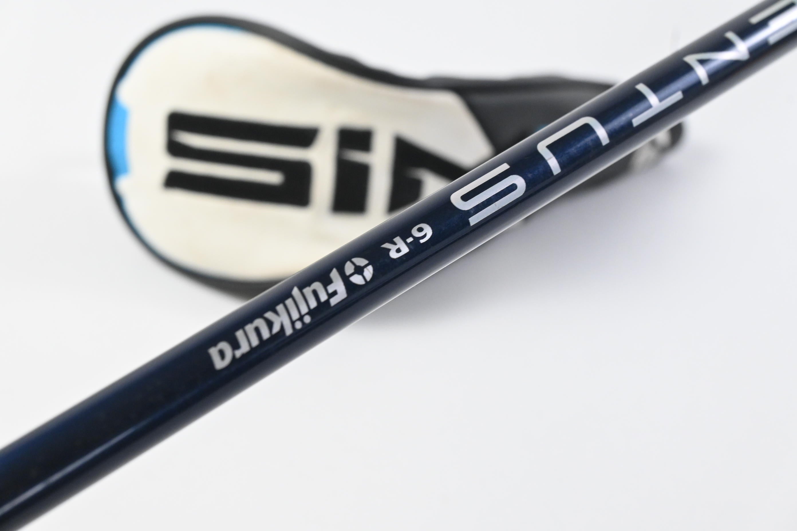 Left Hand Taylormade SIM2 Max #3 Hybrid / 19 Degree / Regular Flex Ventus Blue