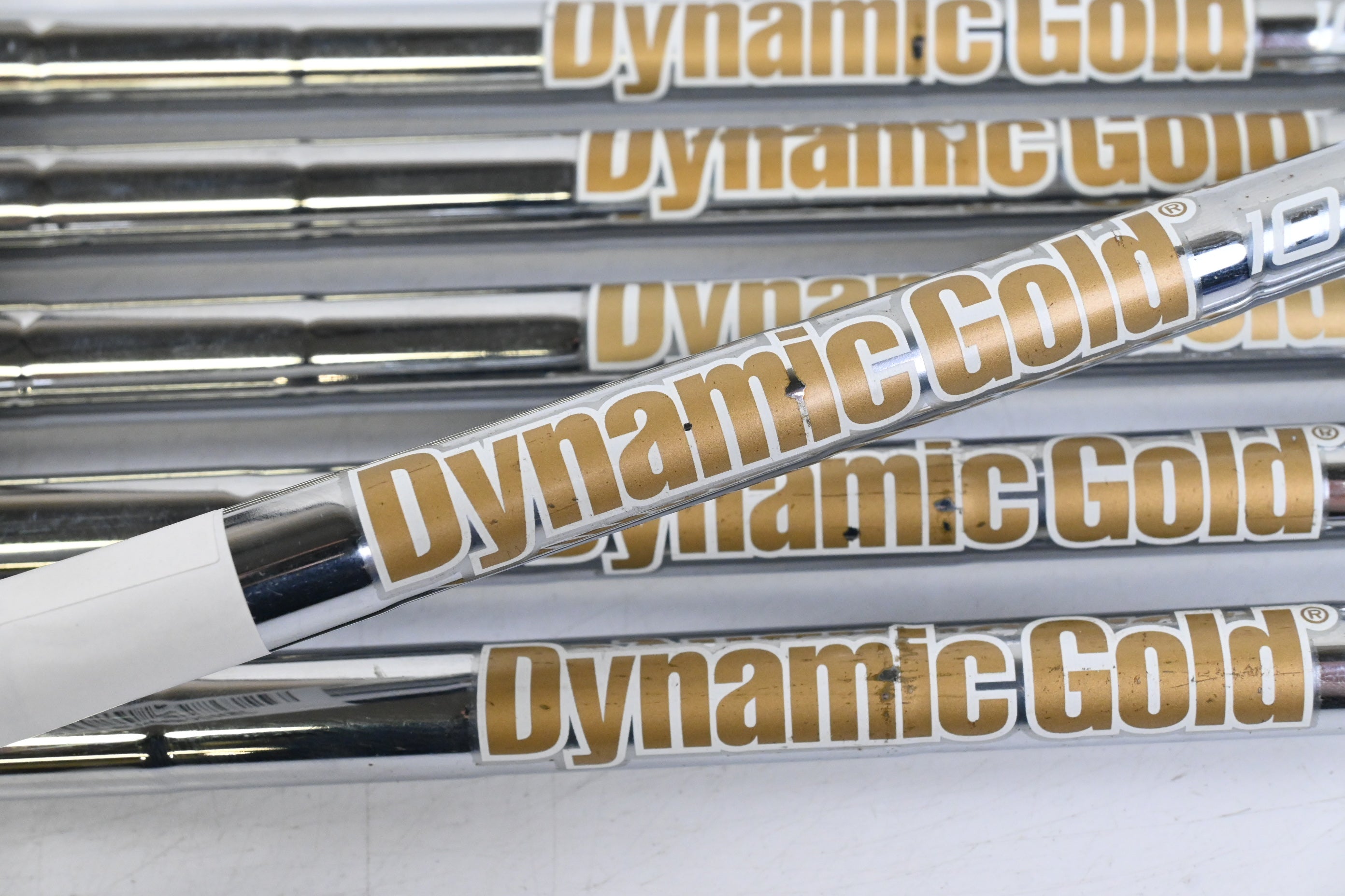 Dynamic Gold 105 S300 Iron Shafts / Stiff Flex / Set of 6 / .355" Tip